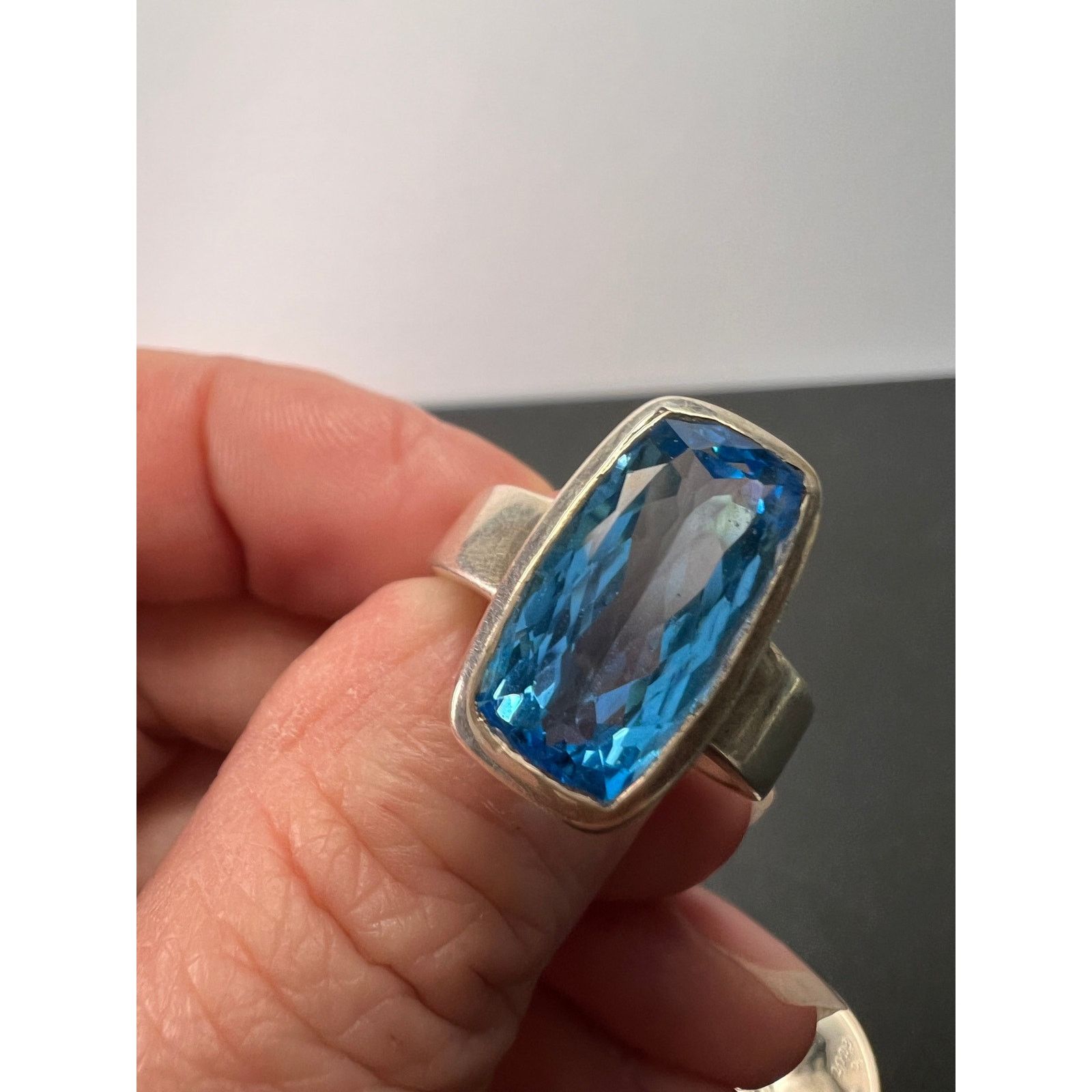 Other NEW Swiss blue topaz sterling silver ring size 8. 8.17 grams Size ONE SIZE - 2 Thumbnail