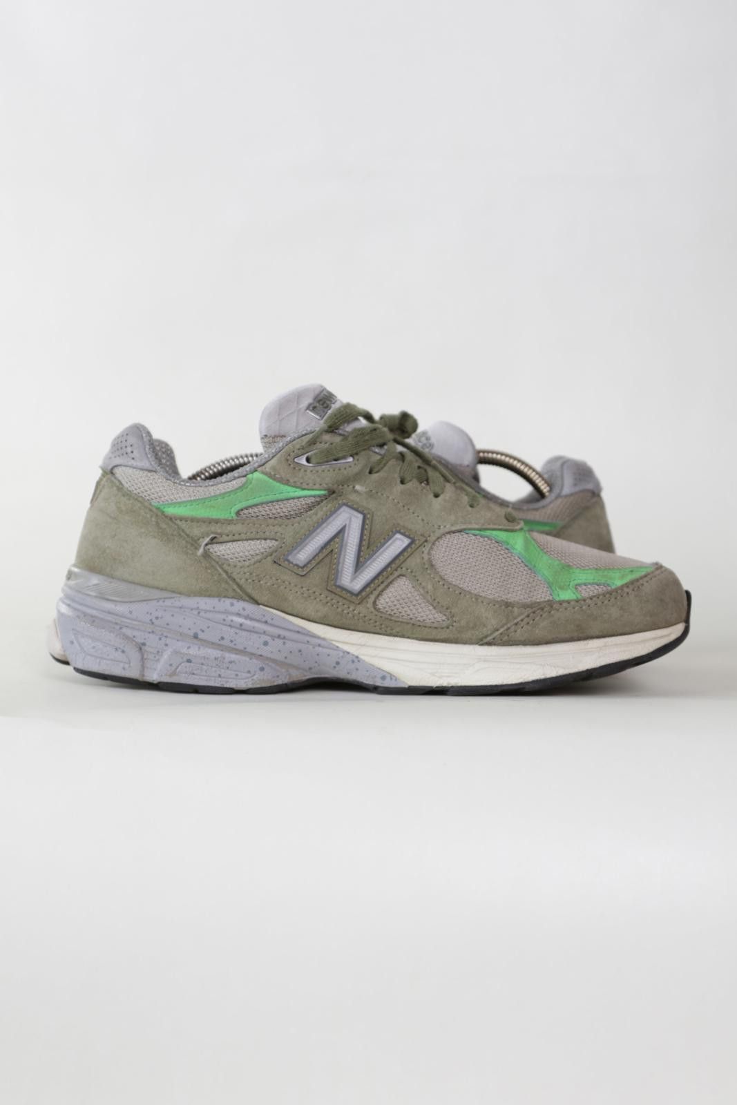 New Balance 2022' New Balance x Patta Keep Your Family Close Sneakers Size US 9.5 / EU 42-43 - 4 Thumbnail