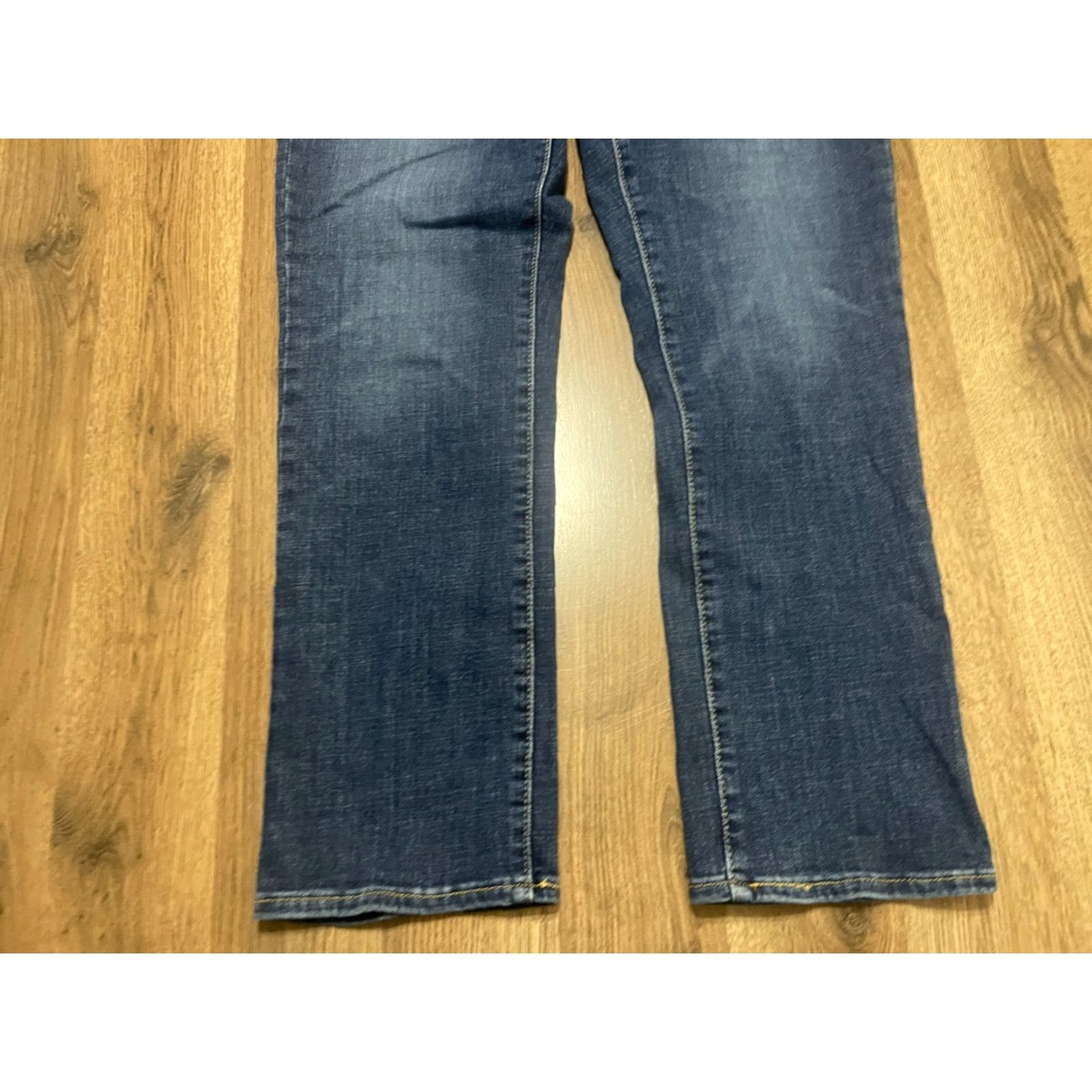 Levi's Levi's Jeans Women's Size 29 Blue Denim Classic Straight Pockets Size 29" - 4 Thumbnail