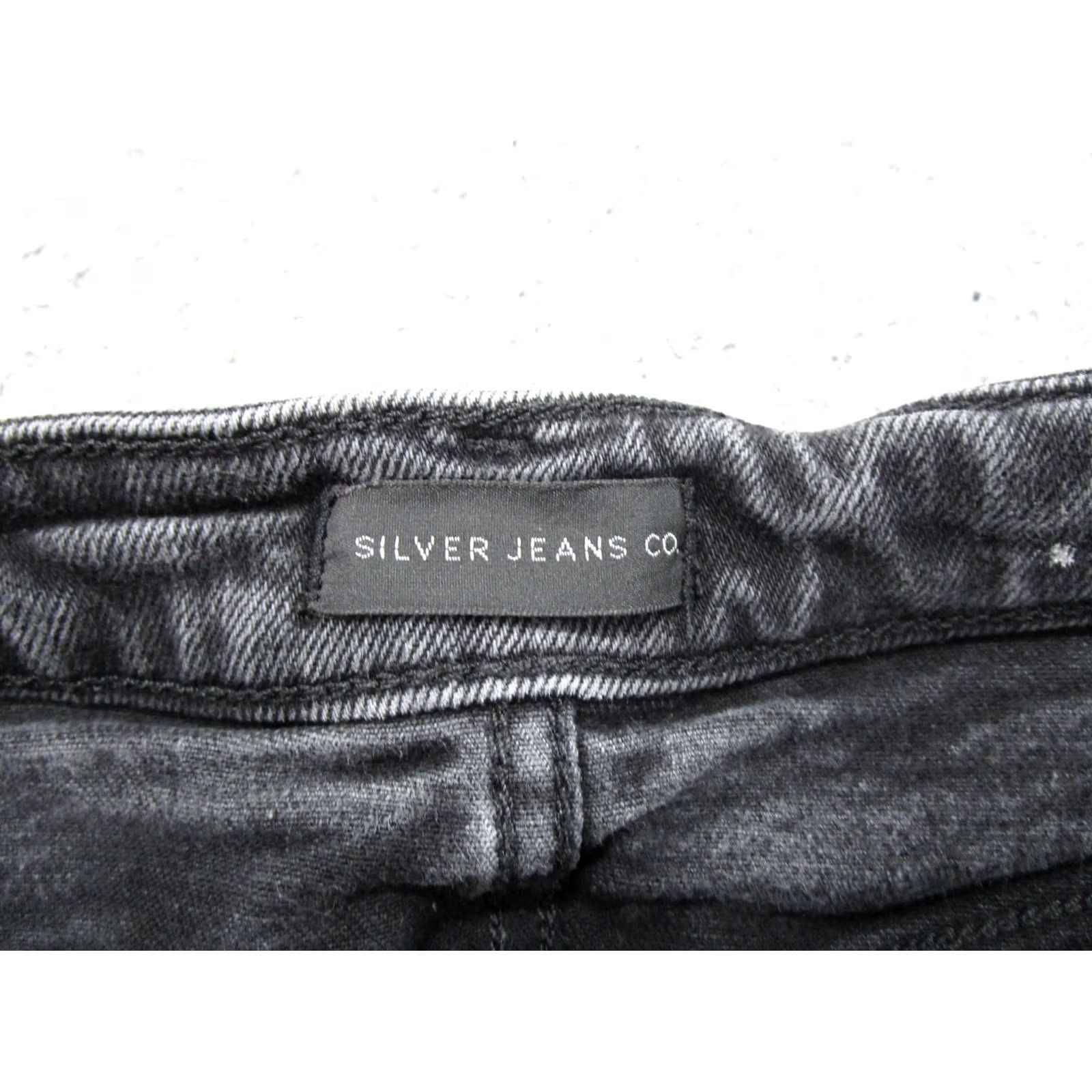 Silver Jeans Co. Silver Jeans Co Button Fly Black Denim Jean Beau Shorts Size 28x3.5 Y2K Womens 5-Pocket Style Cut-Off Summer, Spring Size 28" / US 6 / IT 42 - 2 Thumbnail