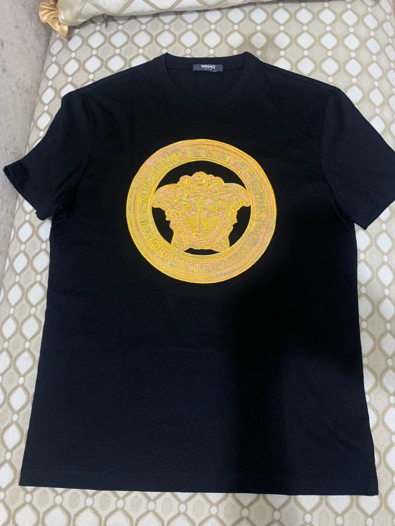Versace Versace Short sleeves Size US M / EU 48-50 / 2 - 3 Thumbnail