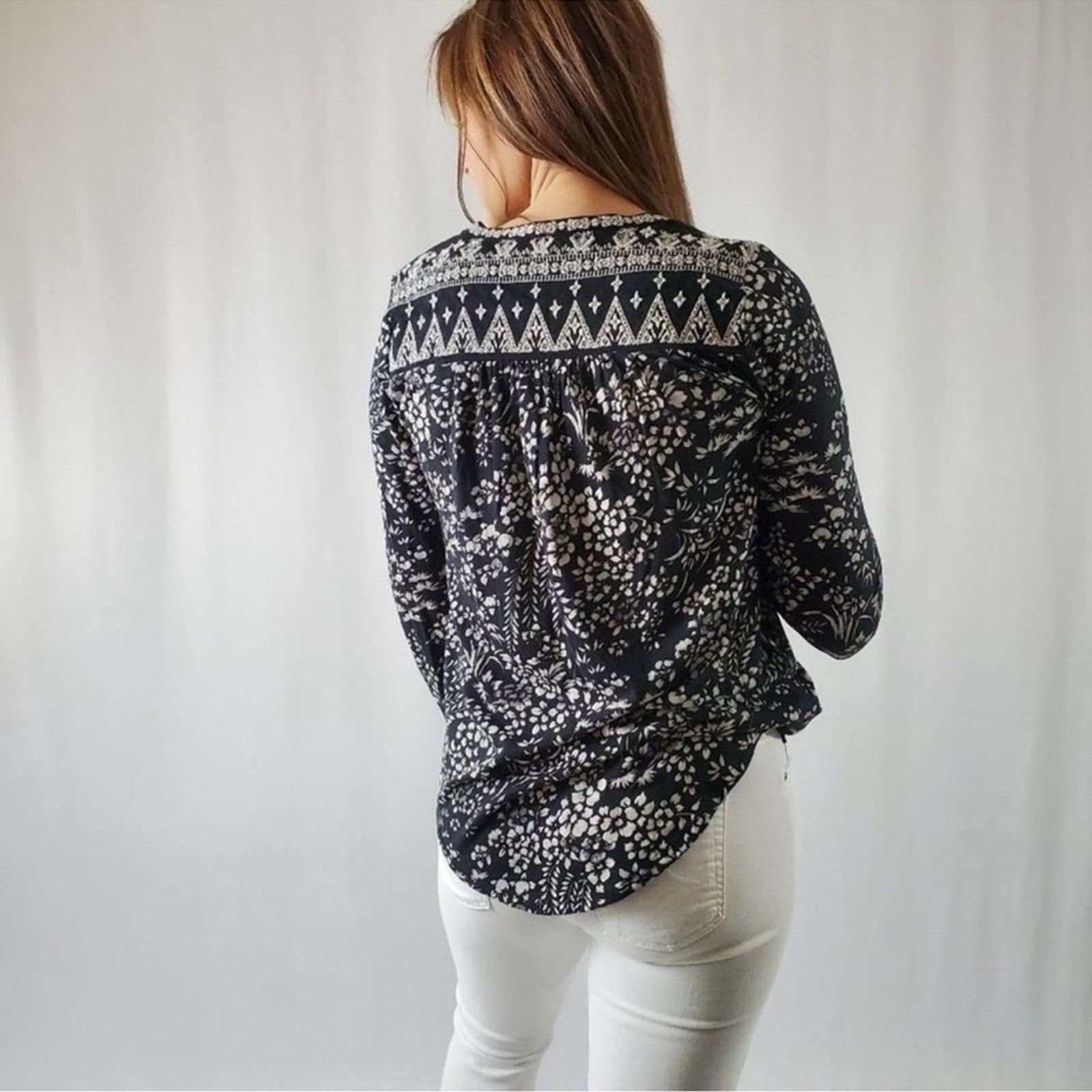 Lucky Brand Lucky Brand Embroidered Top Size S / US 4 / IT 40 - 6 Thumbnail