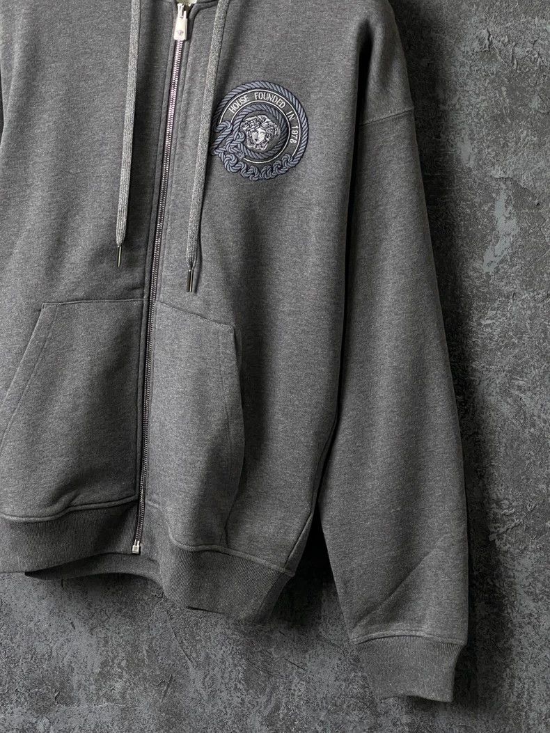 Versace Versace Multi-element embroidered hooded jacket Size US M / EU 48-50 / 2 - 6 Thumbnail