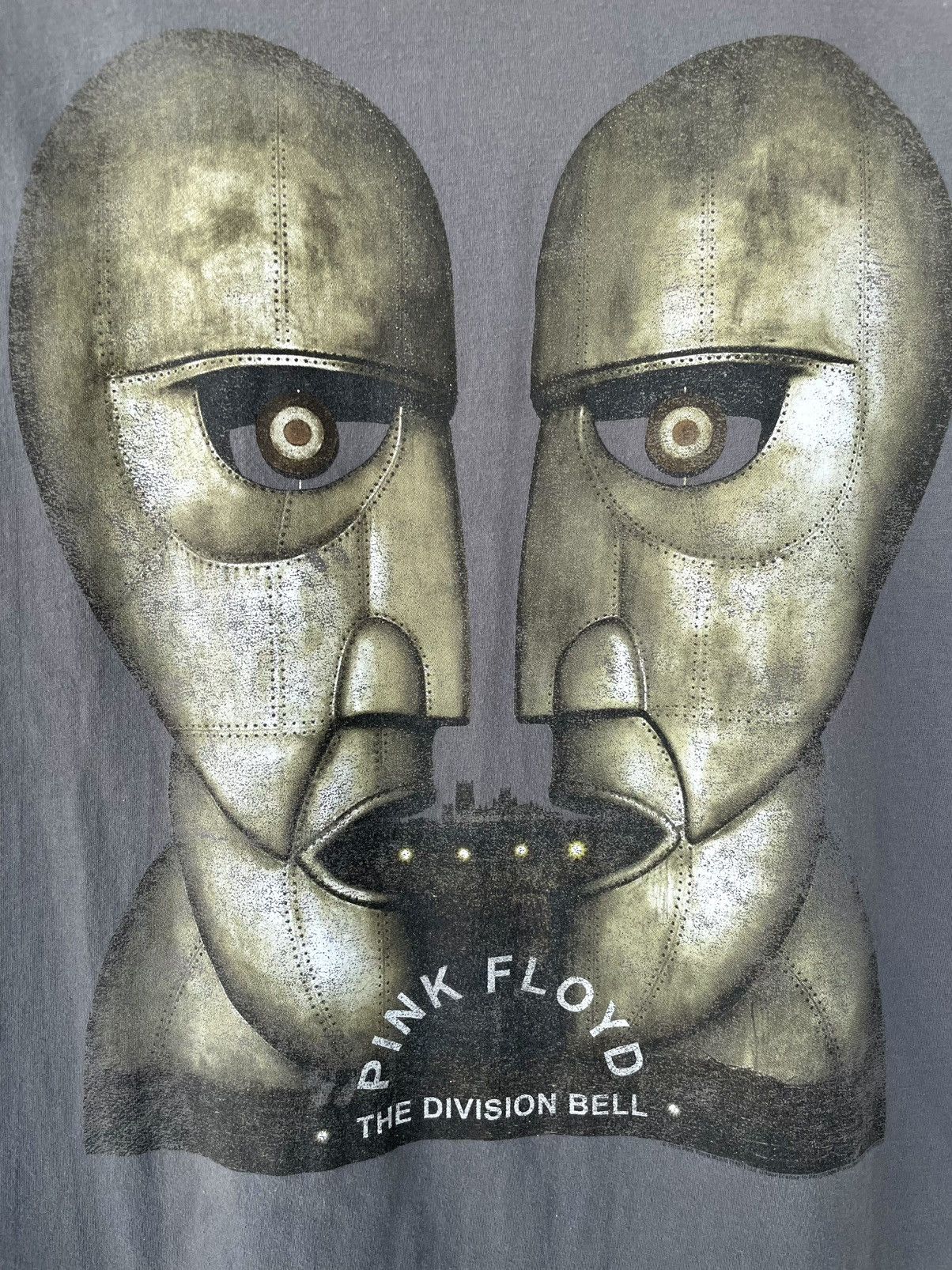Band Tees Vintage Pink Floyd The Division Bell Tour Rock Band T-Shirt Size US XL / EU 56 / 4 - 3 Thumbnail