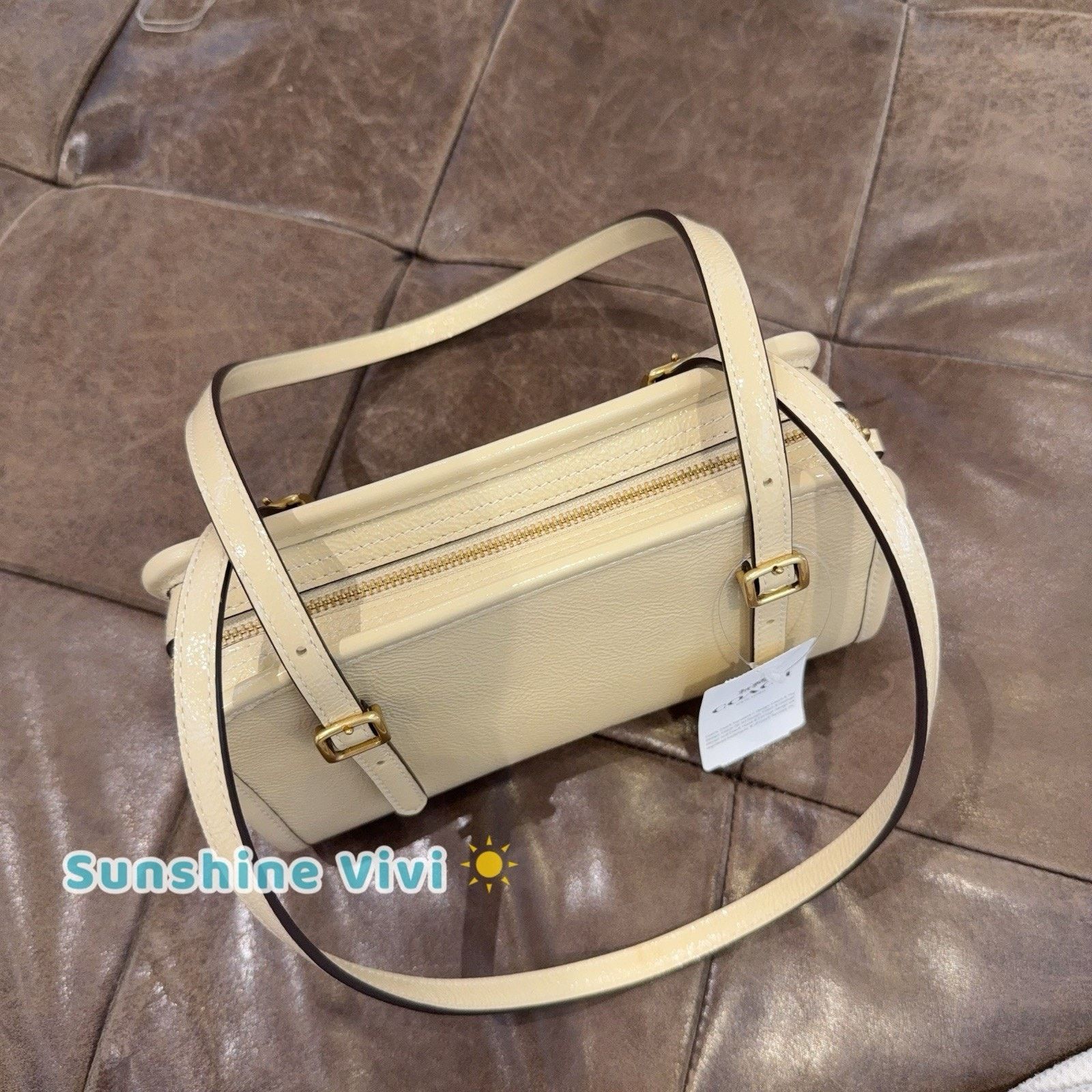 Coach NWT Coach Swing Zip Leather Shoulder Bag 20 Moonlight CAN21 Size ONE SIZE - 4 Thumbnail
