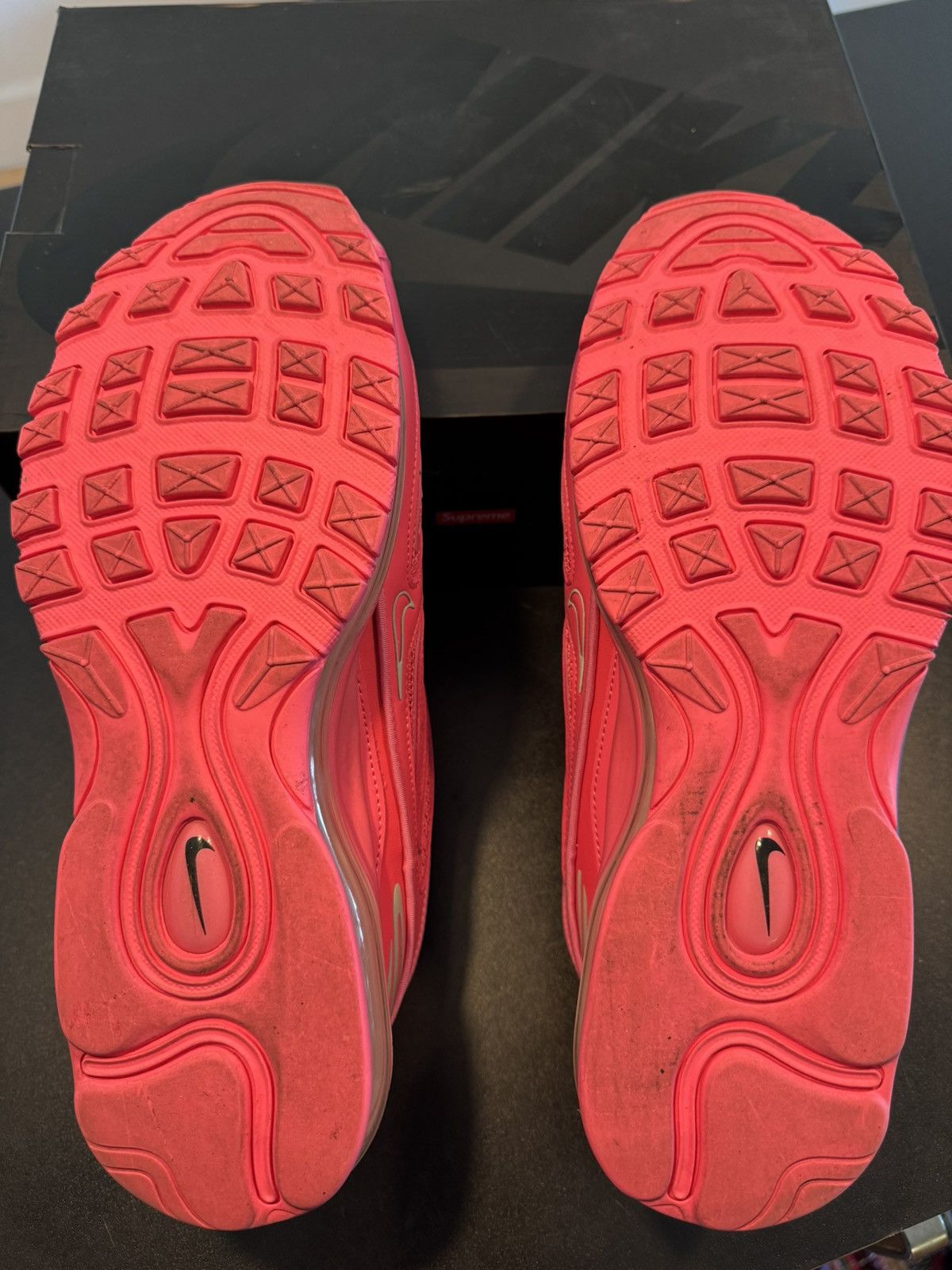 Nike × Supreme Nike x Supreme Airmax 98 Pink Size US 12 / EU 45 - 10 Thumbnail