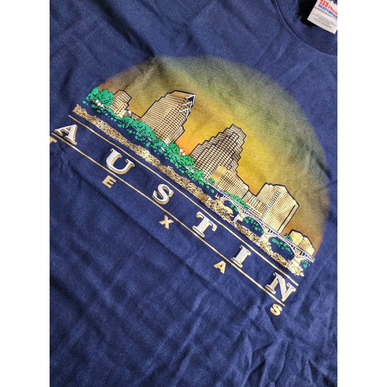 Hanes VINTAGE Austin Texas Skyline Gold Foil Travel Destination T Shirt Mens XL Blue 90s Size US XL / EU 56 / 4 - 2 Thumbnail