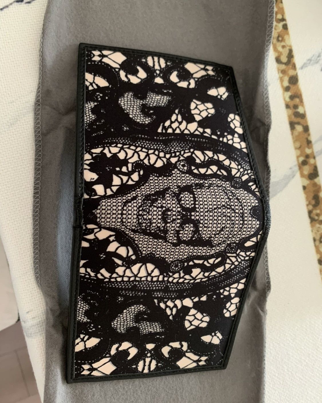 image of Alexander Mcqueen Mcqueen Wallet in Black, Men's