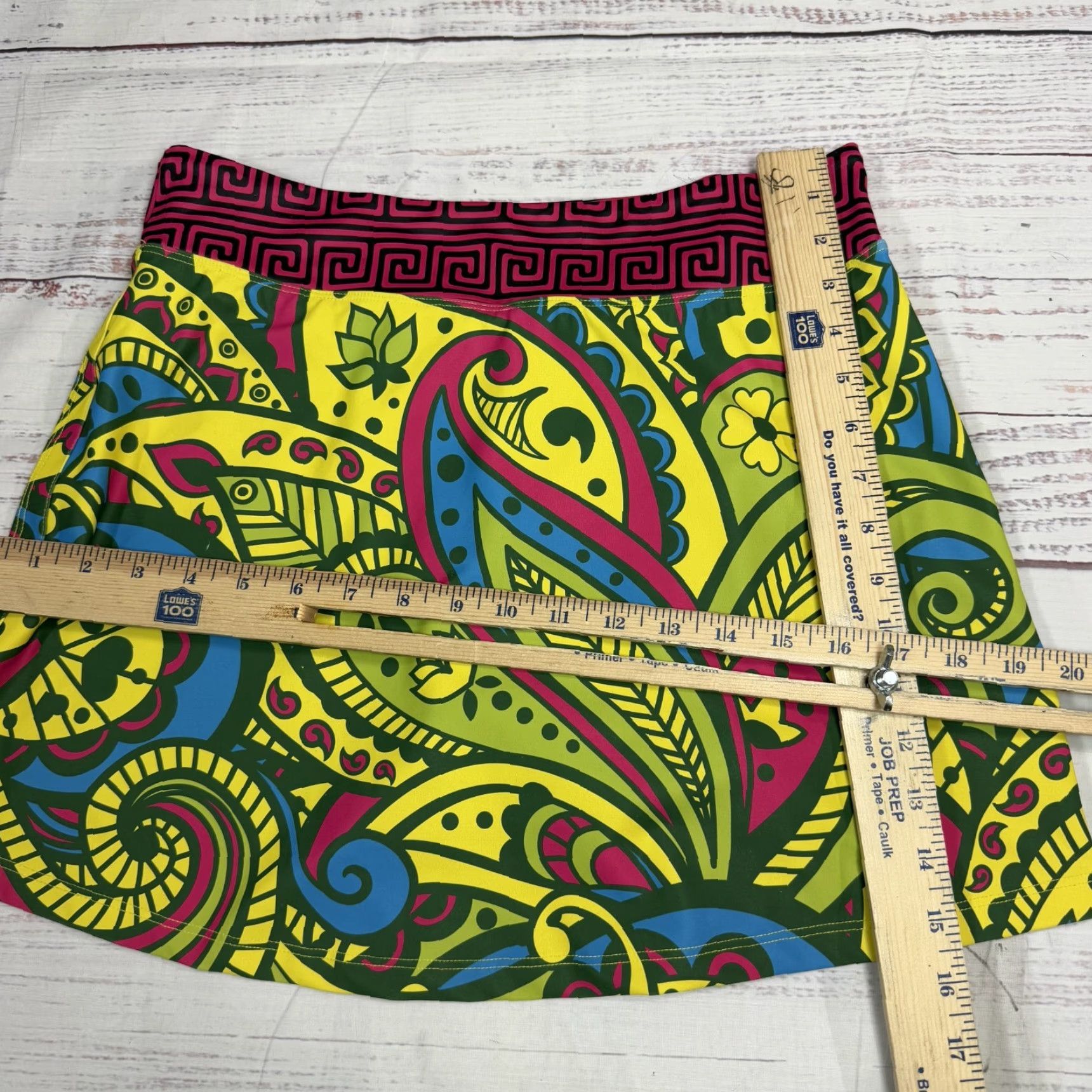 Vintage Triflare Women's Skort Skirt Yellow Paisley Pull On Tennis Athletic Sz S- Regular, Short, Polyester, Activewear, 30 in Waist, Vintage? Size 28" / US 6 / IT 42 - 4 Thumbnail