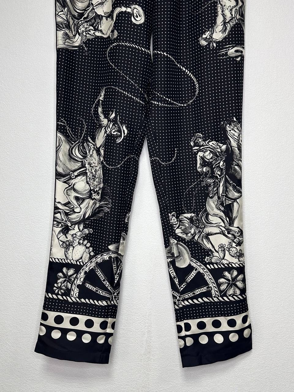 Dolce & Gabbana Dolce & Gabbana Silk Printed Trousers Size 46 Made in Italy Size US 32 / EU 48 - 3 Thumbnail