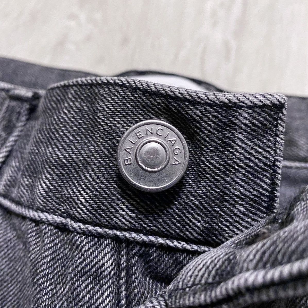 Balenciaga Unisex Balenciaga FW’17 Archetype Graphite Black Denim Jeans Size US 28 / EU 44 - 10 Thumbnail