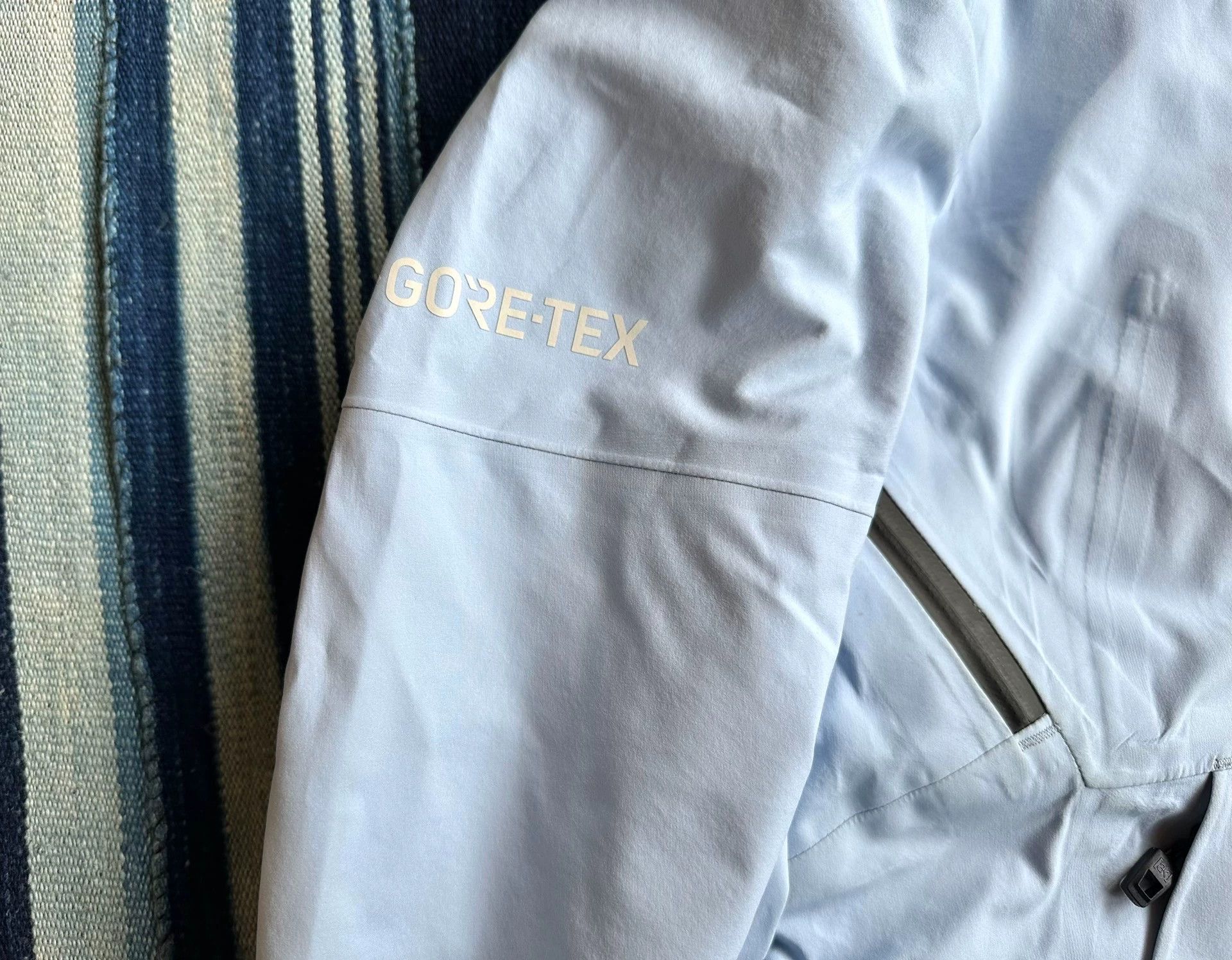 Burton Burton AK Kimmy GORE-TEX 3L baby blue women's M JKT Size M / US 6-8 / IT 42-44 - 4 Thumbnail