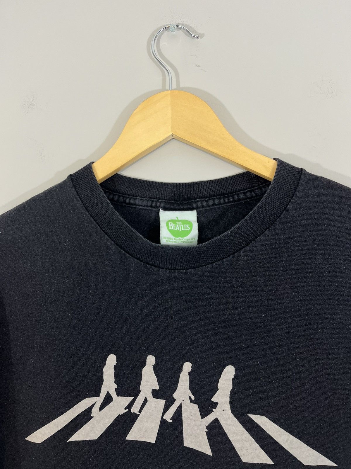 Band Tees The Beatles Sun Faded 2005 Abbey Road Album Band Tee Size US XL / EU 56 / 4 - 3 Thumbnail