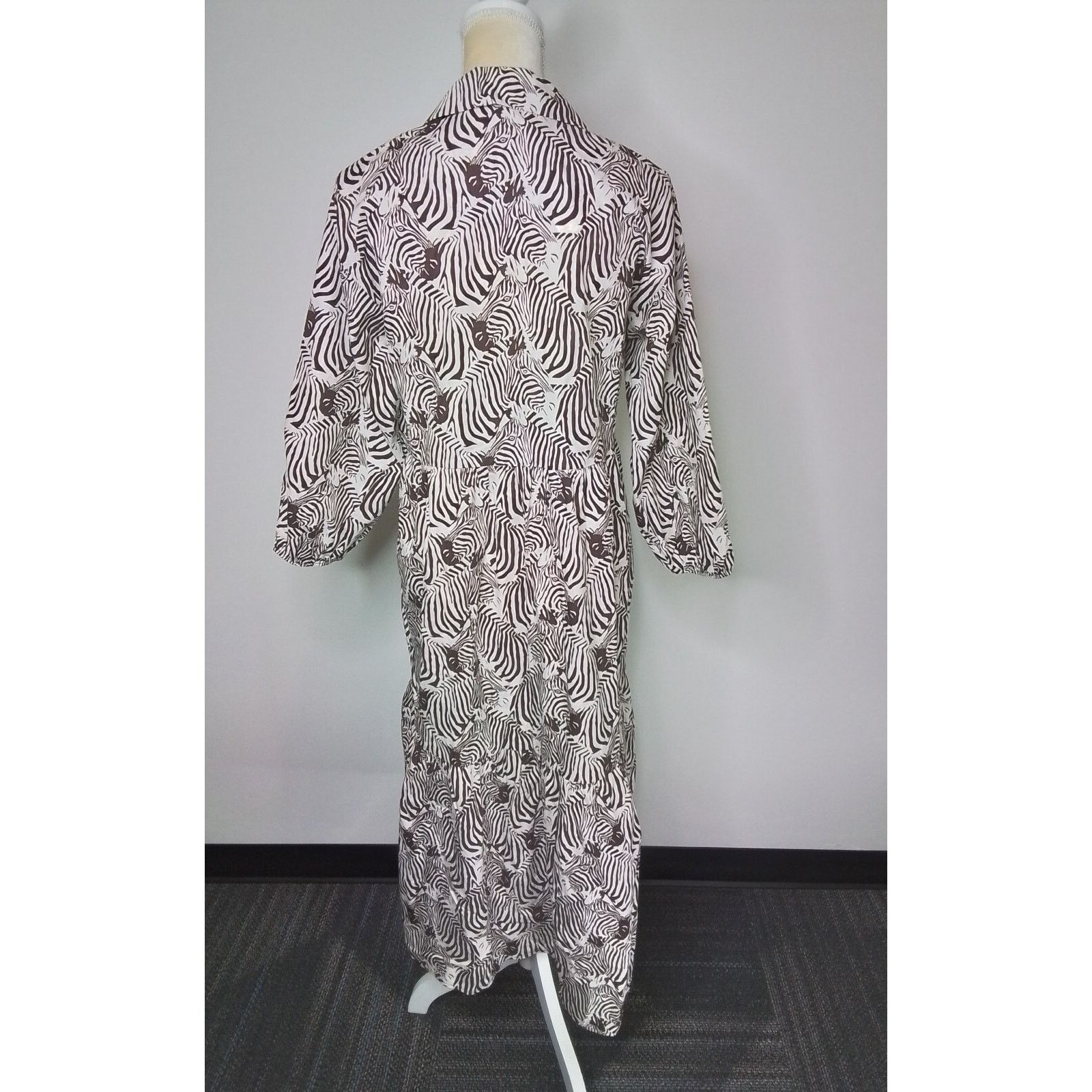 Anthropologie Anthropologie Maeve Dress Women's Small Zebra Print NWT Size S / US 4 / IT 40 - 3 Thumbnail