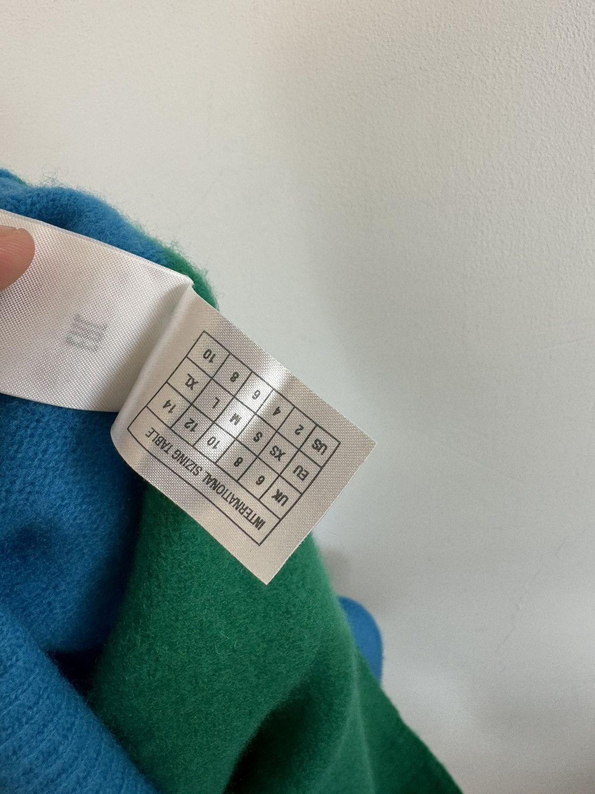 Essentiel Antwerp Essentiel Antwerp Made in Italy 2 Sides Colour Sweater Size S / US 4 / IT 40 - 7 Thumbnail