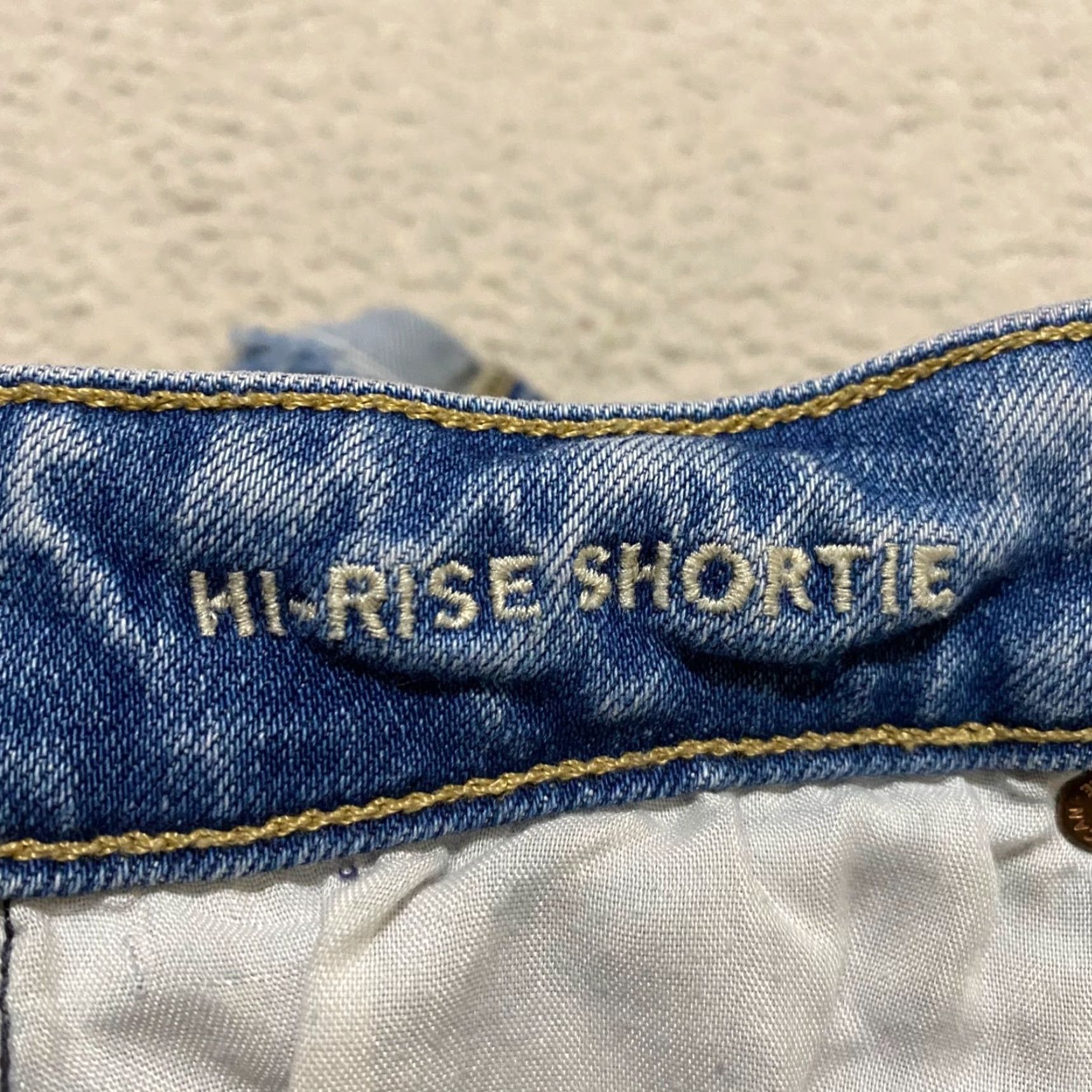 American Eagle Outfitters American Eagle Outfitters Womens 4 Jeans Shorts Blue Denim Distressed Medium Wash High Rise Cut-Off 5-Pocket Design Regular 2 in Inseam Cotton Spandex Size 27" / US 4 / IT 40 - 4 Thumbnail