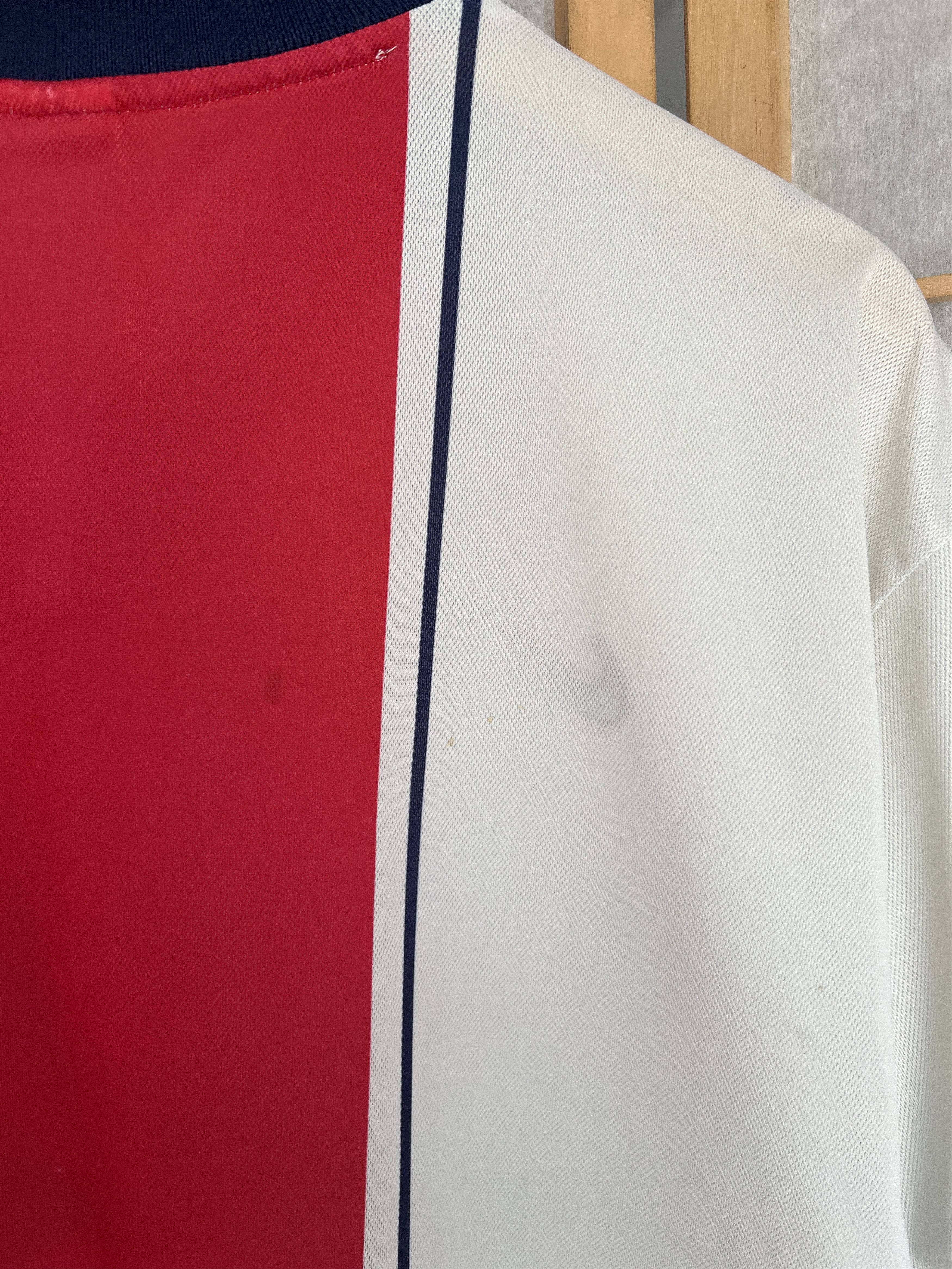 Nike Iconic! Nike FC PSG 1997 away football jersey archive kit L Size US L / EU 52-54 / 3 - 16 Thumbnail