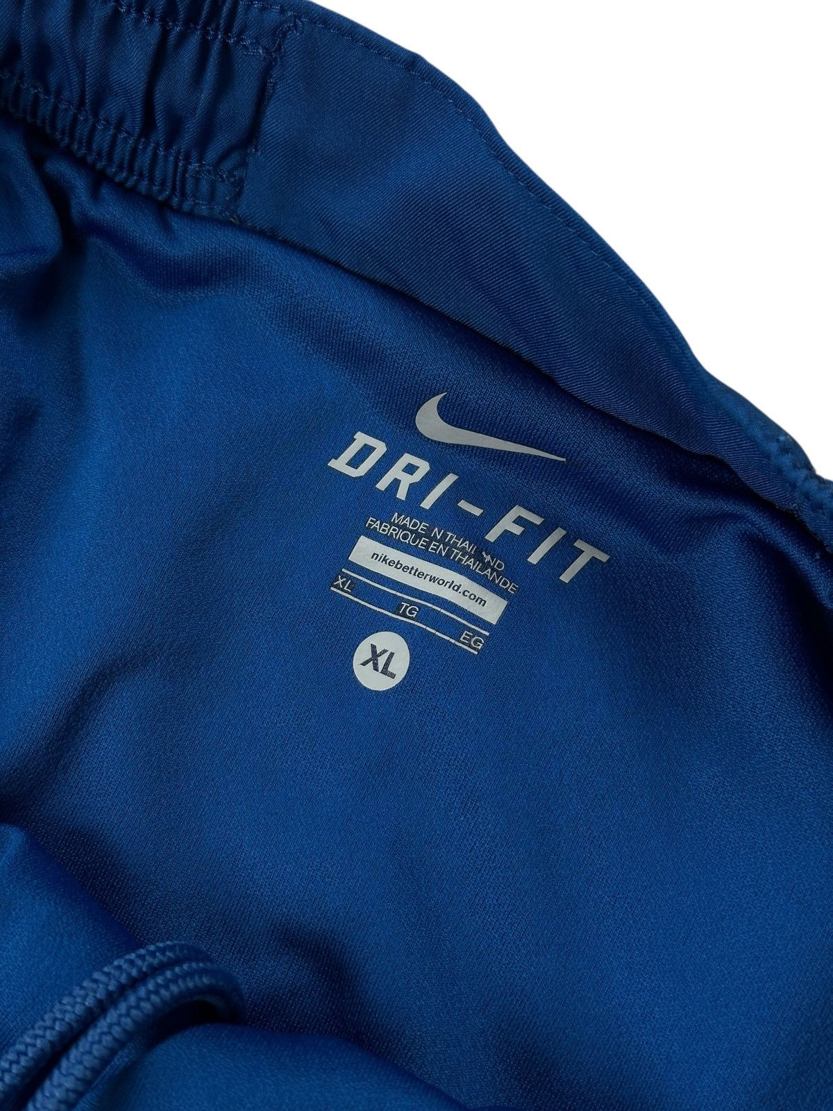 Nike × Vintage Vintage Y2K Nike Dri-Fit Barcelona F.C. Soccer Blue Shorts Size US 36 / EU 52 - 10 Thumbnail