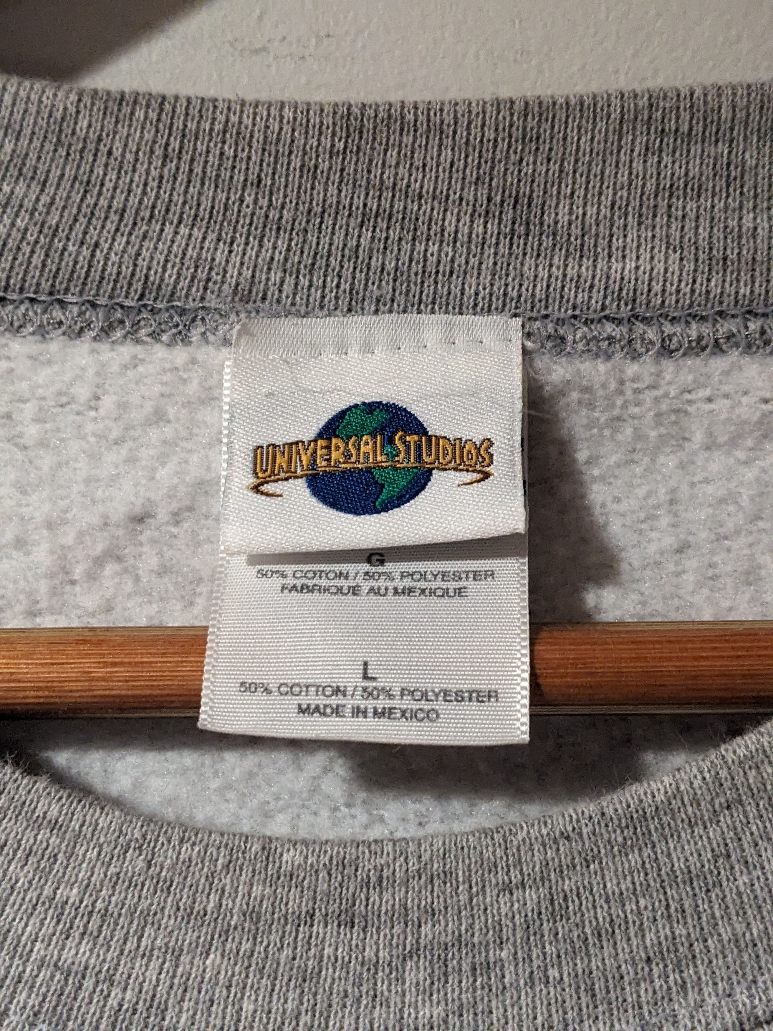 Cartoon Network Vintage 90s Universal Studios Florida Center Logo Sweatshirt Size US L / EU 52-54 / 3 - 3 Thumbnail