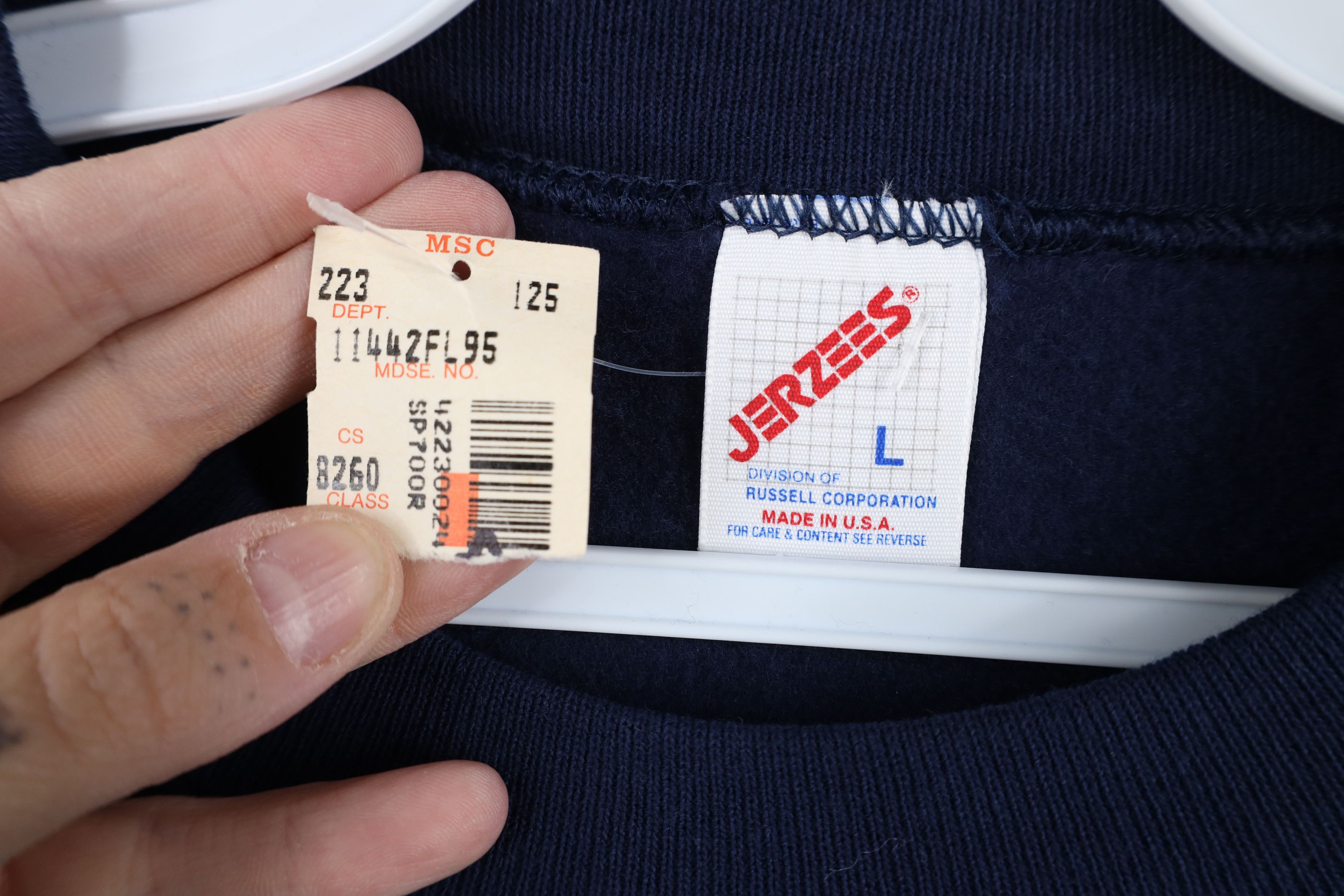 Vintage Deadstock Vintage 90s Streetwear Farmhouse Sweatshirt USA Size L / US 10 / IT 46 - 6 Thumbnail