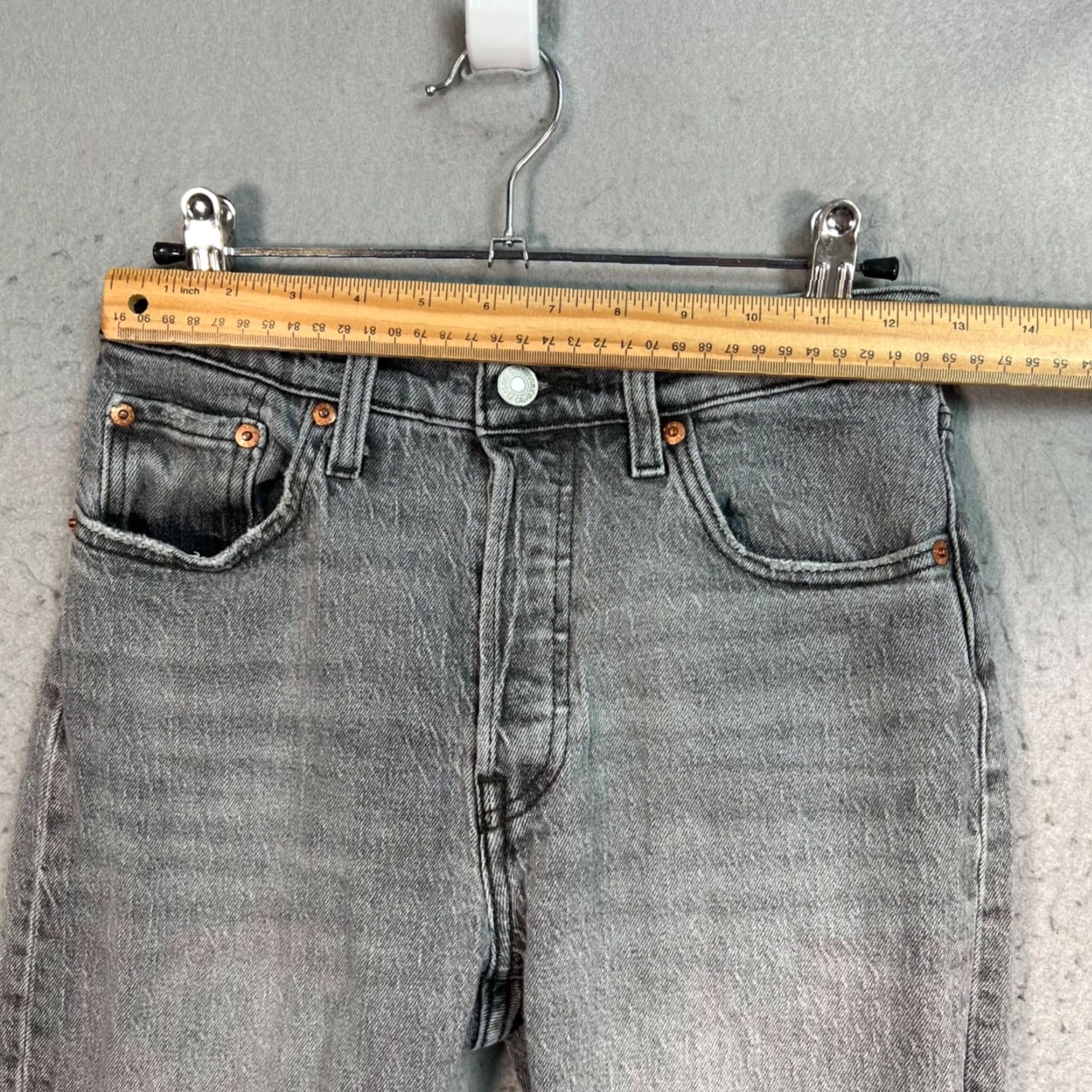 Levi's VINTAGE Levis 501 Original Fit Womens Jeans Gray Cotton Blend Denim 24 in Inseam 5-Pocket Design Adult Womens 25 Size 42" / US 20 - 6 Thumbnail