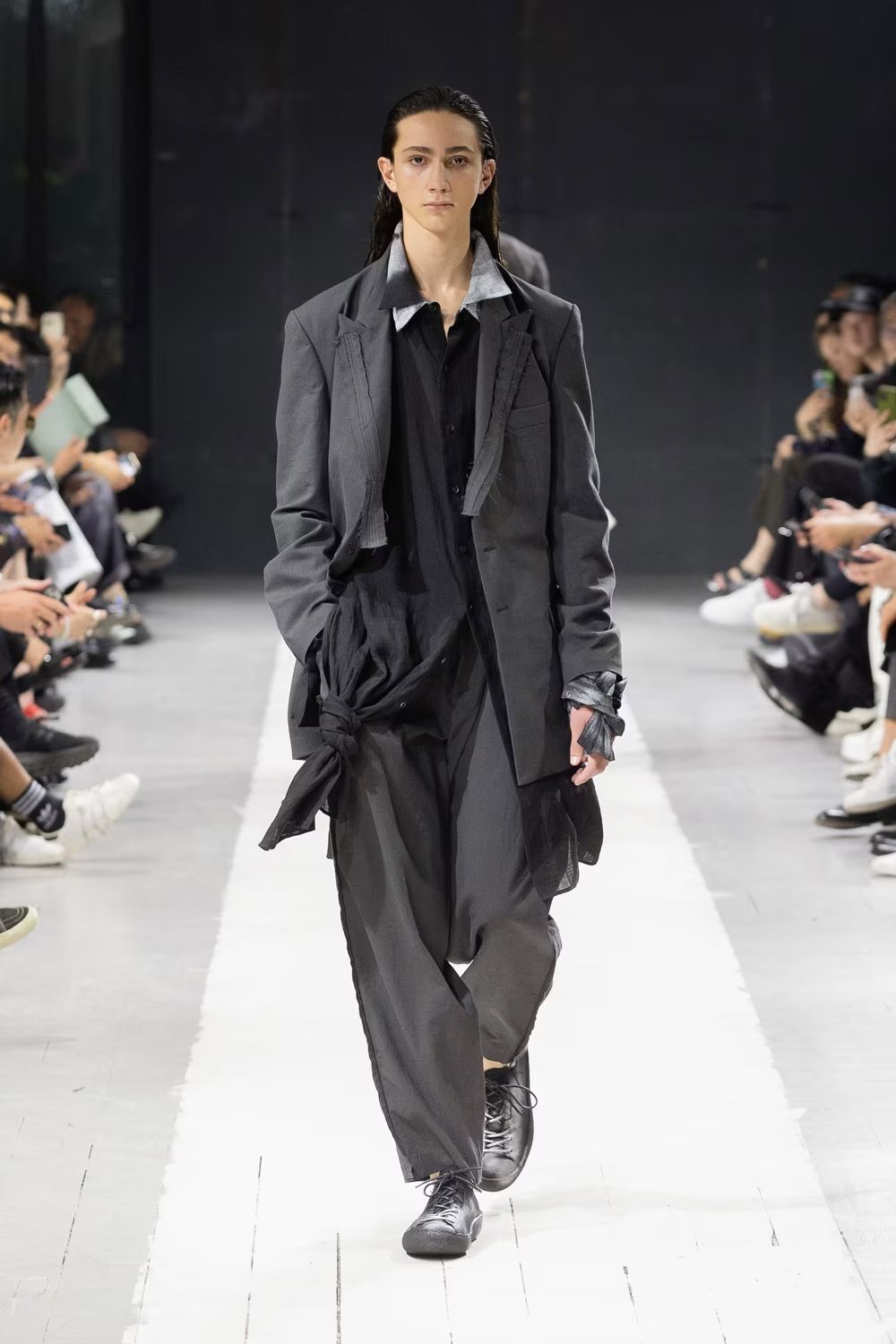 Yohji Yamamoto Yohji Yamamoto Pour Homme - Linen Gathered Hem Long Shirt Size US M / EU 48-50 / 2 - 3 Thumbnail