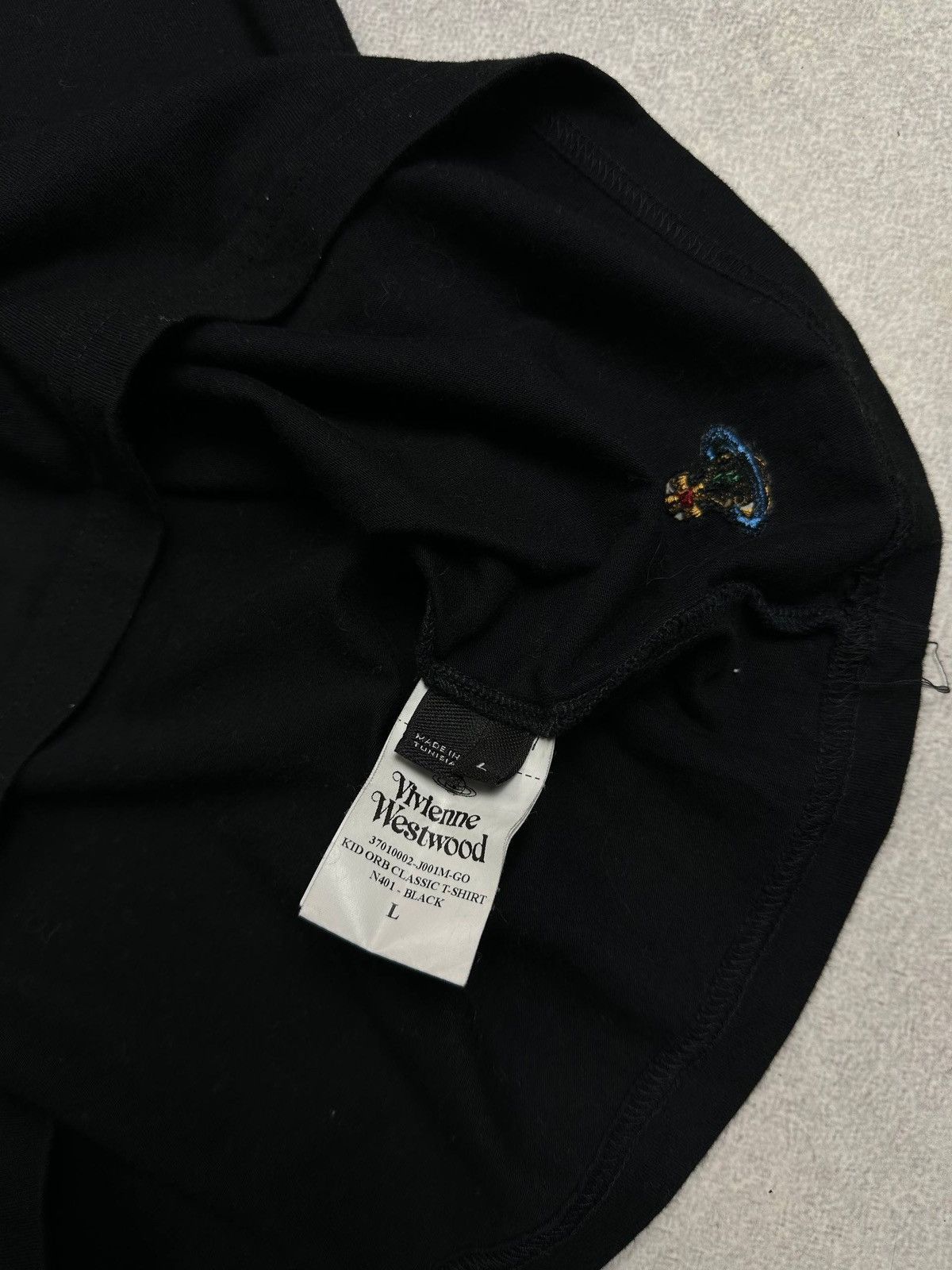 Vivienne Westwood Vivienne Westwood Orb Saturn Big Logo T-shirt L Size US L / EU 52-54 / 3 - 3 Thumbnail