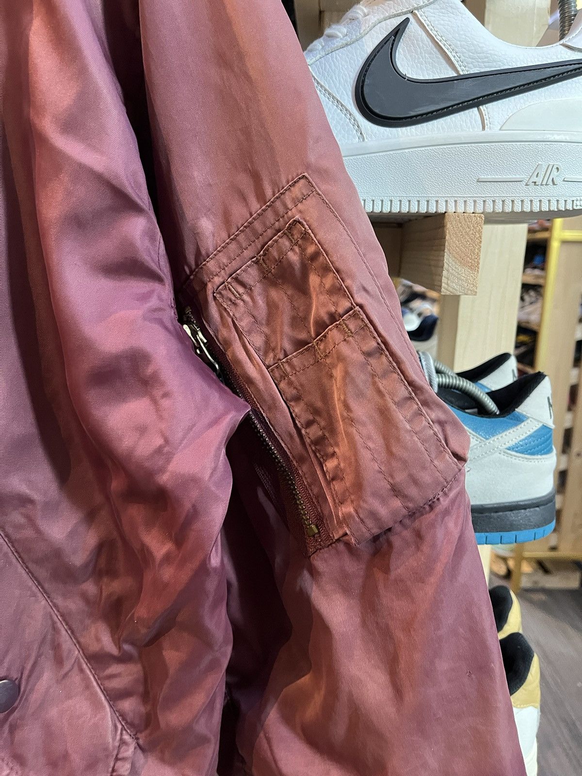 Vintage VINTAGE Bomber Jacket REVERSED Size US L / EU 52-54 / 3 - 7 Thumbnail
