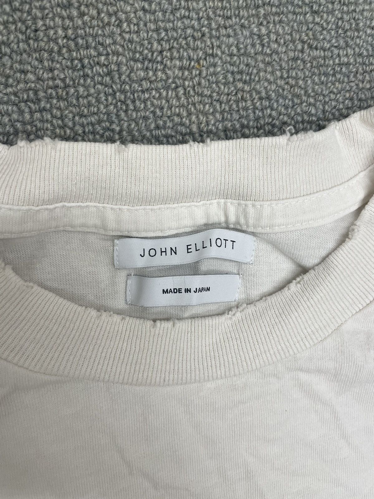 John Elliott John Elliott Dingy Appliqué Tee Size US M / EU 48-50 / 2 - 2 Thumbnail