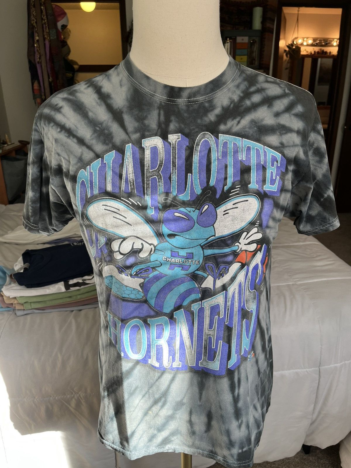 Junk Food Vintage Charlotte Hornets T Size US M / EU 48-50 / 2 - 1 Thumbnail