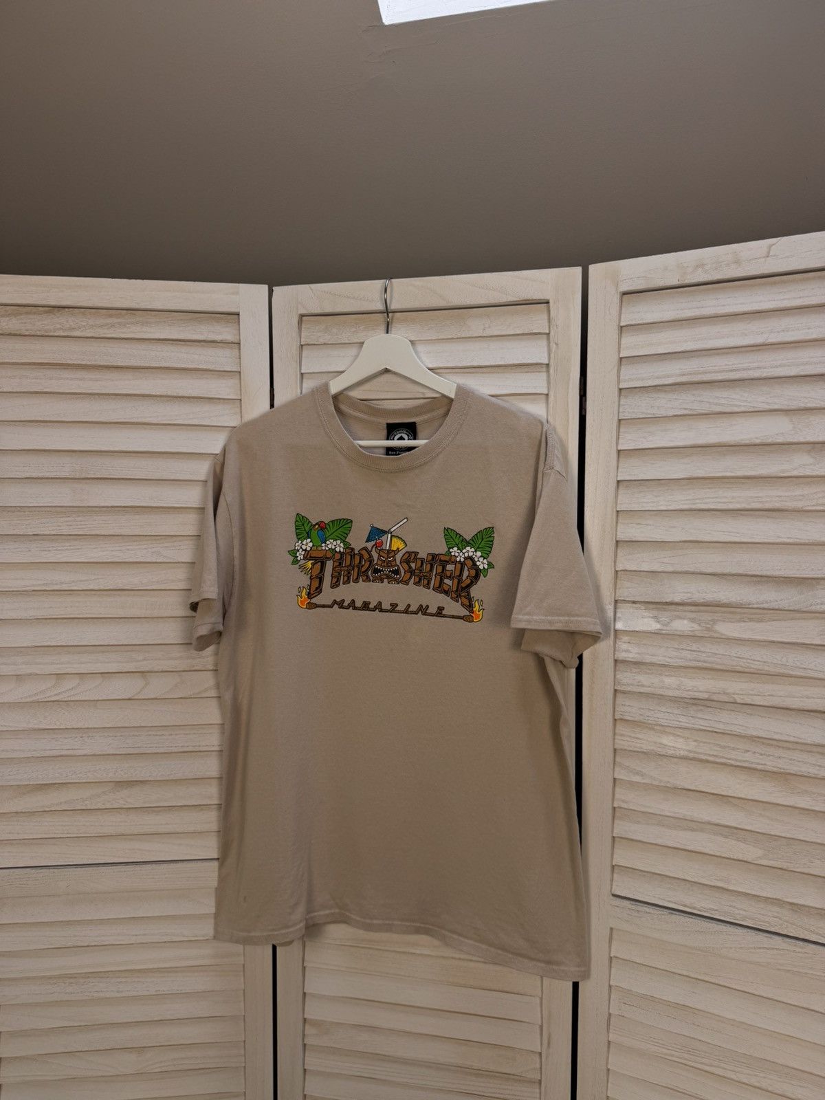 Thrasher Thrasher Magazine Tiki Logo Graphic T-Shirt Beige Size L Size US L / EU 52-54 / 3 - 2 Thumbnail