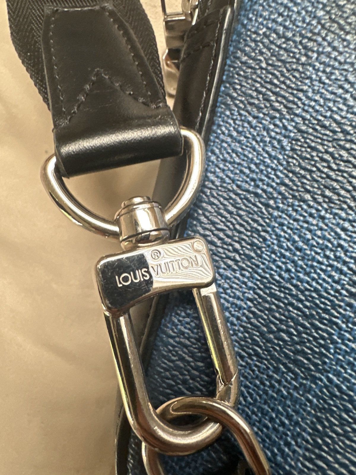 Louis Vuitton Louis vuitton sling bag Size ONE SIZE - 12 Thumbnail