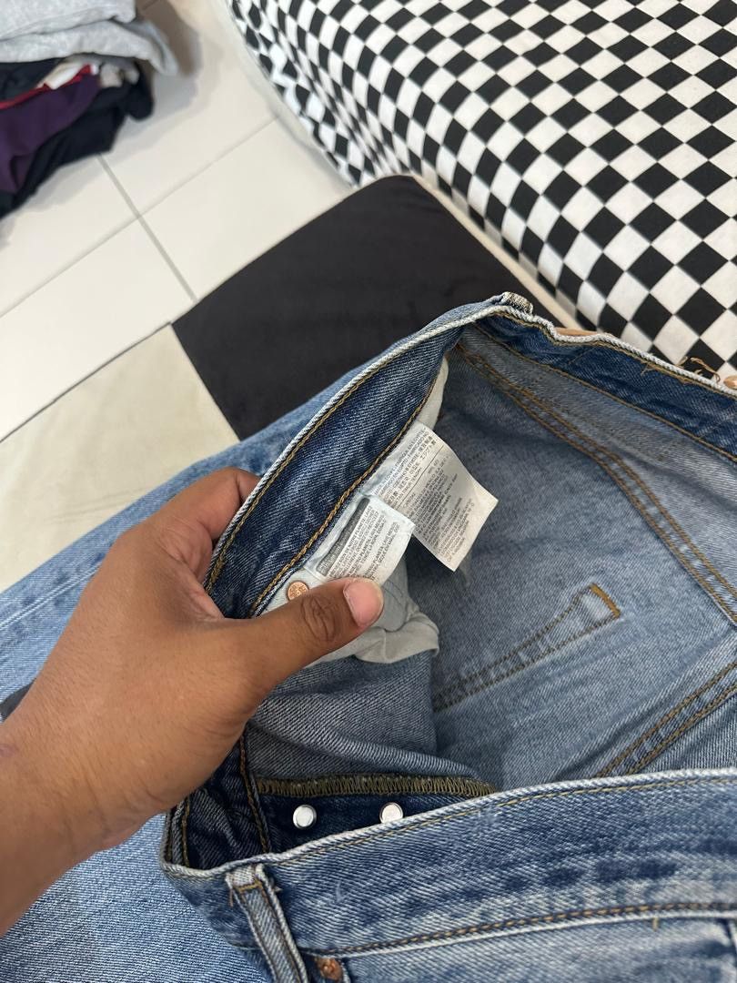 Levi's × Nike LEVIS 501 CUSTOM NIKE JUST DO IT Size US 34 / EU 50 - 4 Thumbnail
