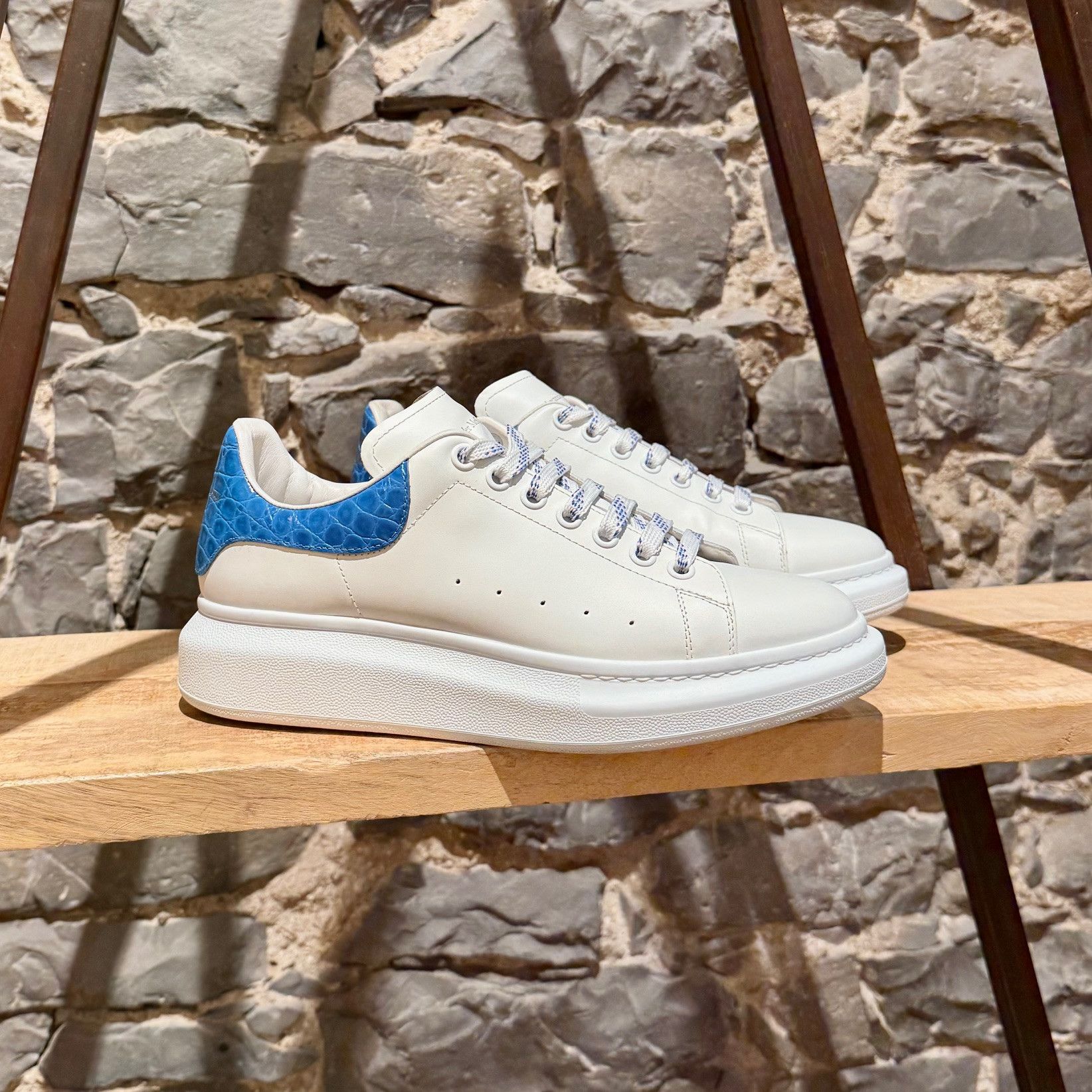 Alexander McQueen Alexander McQueen White Blue Croc Larry Oversized Sneakers Size US 9.5 / EU 42-43 - 1 Thumbnail