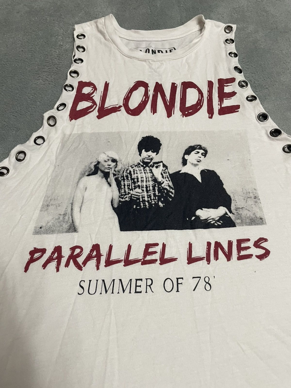Band Tees RARE BLONDIE PARALLEL LINES SUMMER OF 78 SLEEVELESS Size US S / EU 44-46 / 1 - 3 Thumbnail