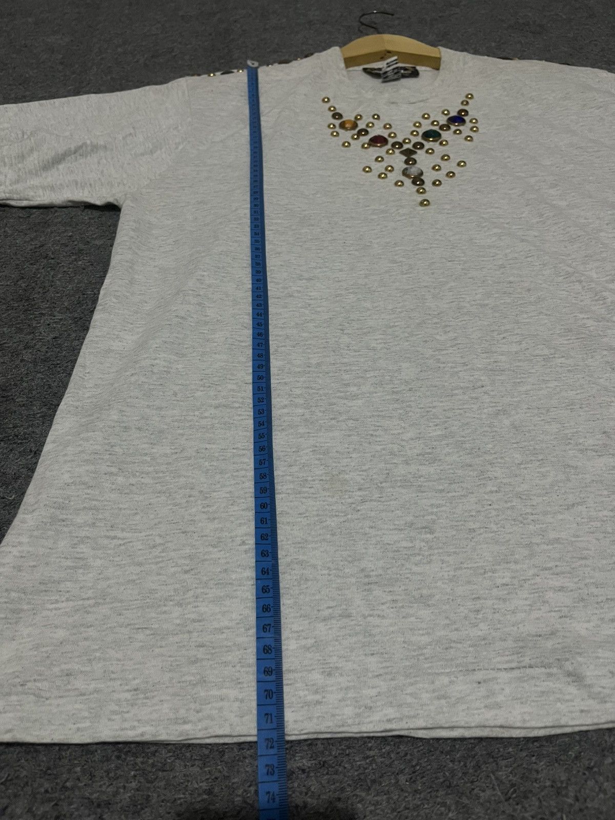 If Six Was Nine VINTAGE 90s GEPETTO Bejeweled Studded Tee Size US L / EU 52-54 / 3 - 12 Thumbnail