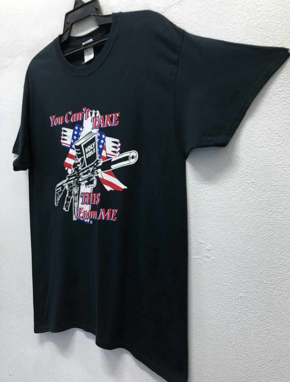 Vintage Vintage Holy Bible You Can't Take This From Me T-Shirt Size US L / EU 52-54 / 3 - 5 Thumbnail