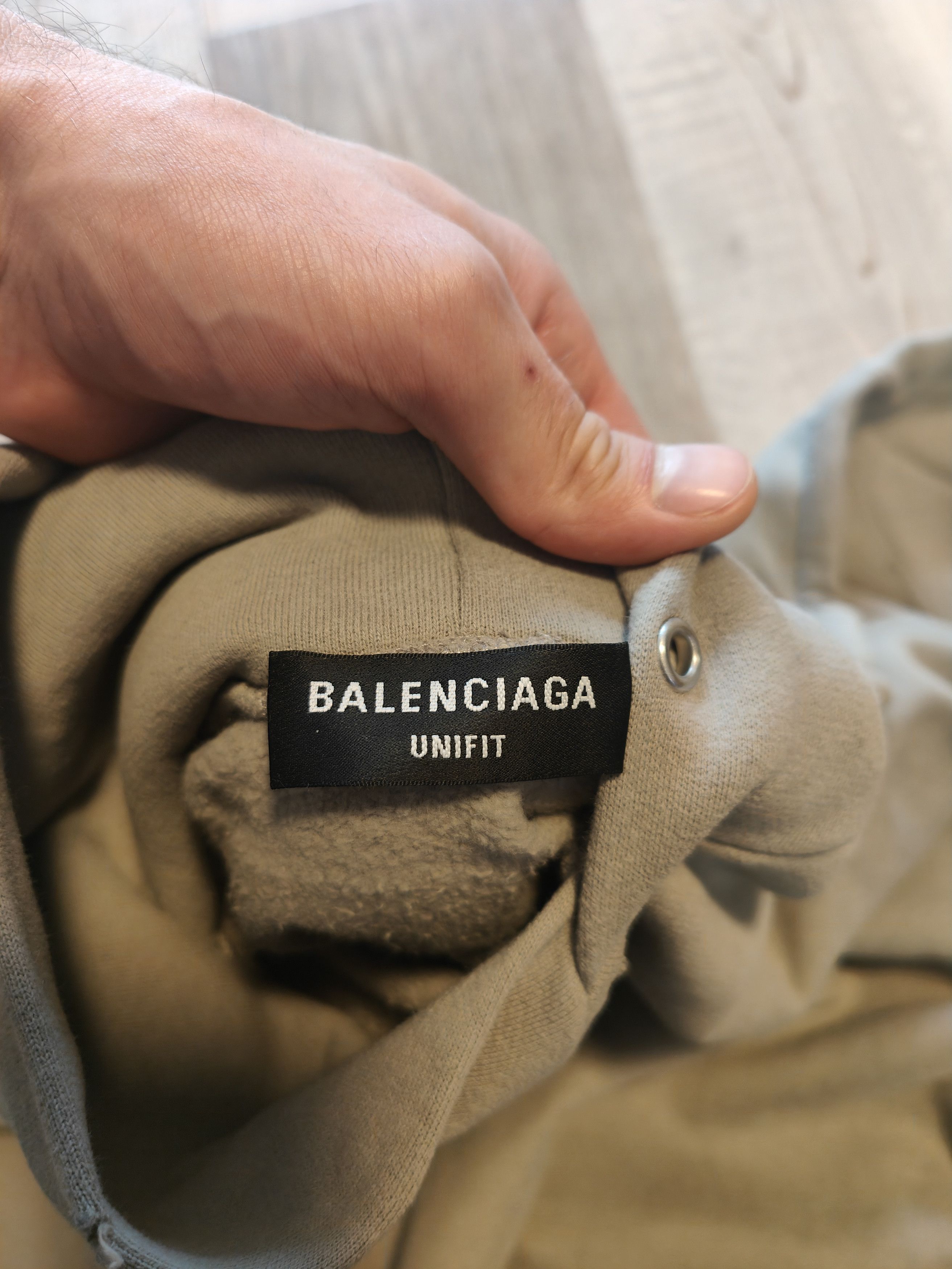 Balenciaga Balenciaga Blurred Logo Distressed Hoodie Size US XL / EU 56 / 4 - 4 Thumbnail