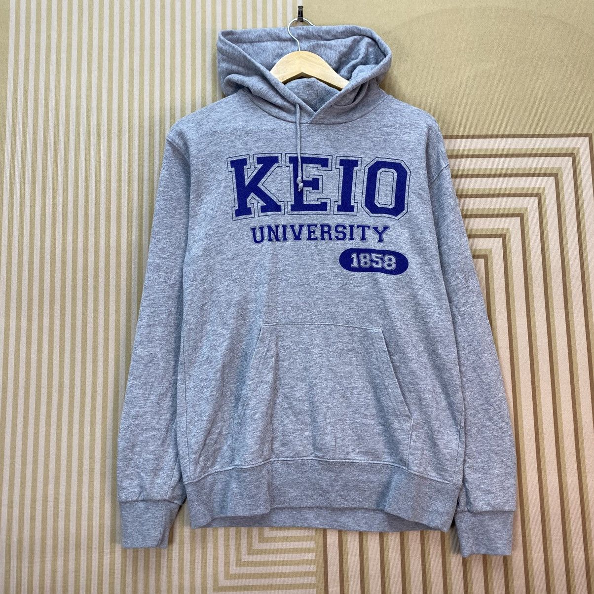 Japanese Brand Vintage Keio University Sweatshirt Size US M / EU 48-50 / 2 - 1 Thumbnail