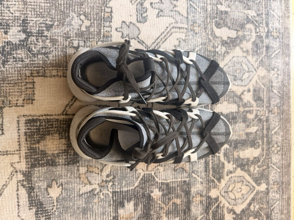 Y-3 Y-3 Hi Top Size US 10 / EU 43 - 4 Thumbnail