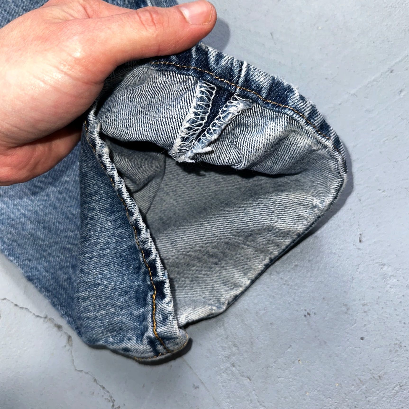 Levi's VINTAGE Levis 501 Jeans 90s XX Straight Leg Y2K Light Wash 40x30 Act 37x30 Size US 40 / EU 56 - 4 Thumbnail