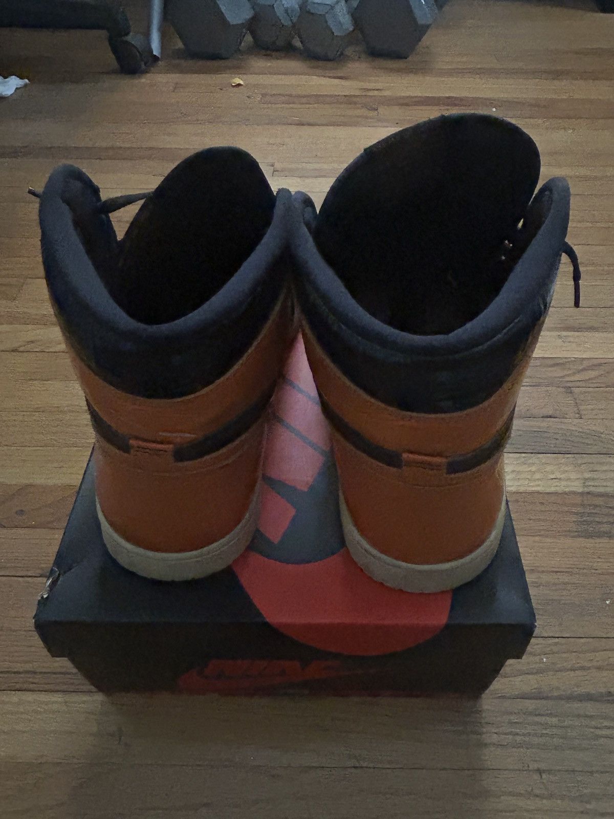 Jordan Brand Jordan 1 shattered backboards Size US 11.5 / EU 44-45 - 4 Thumbnail