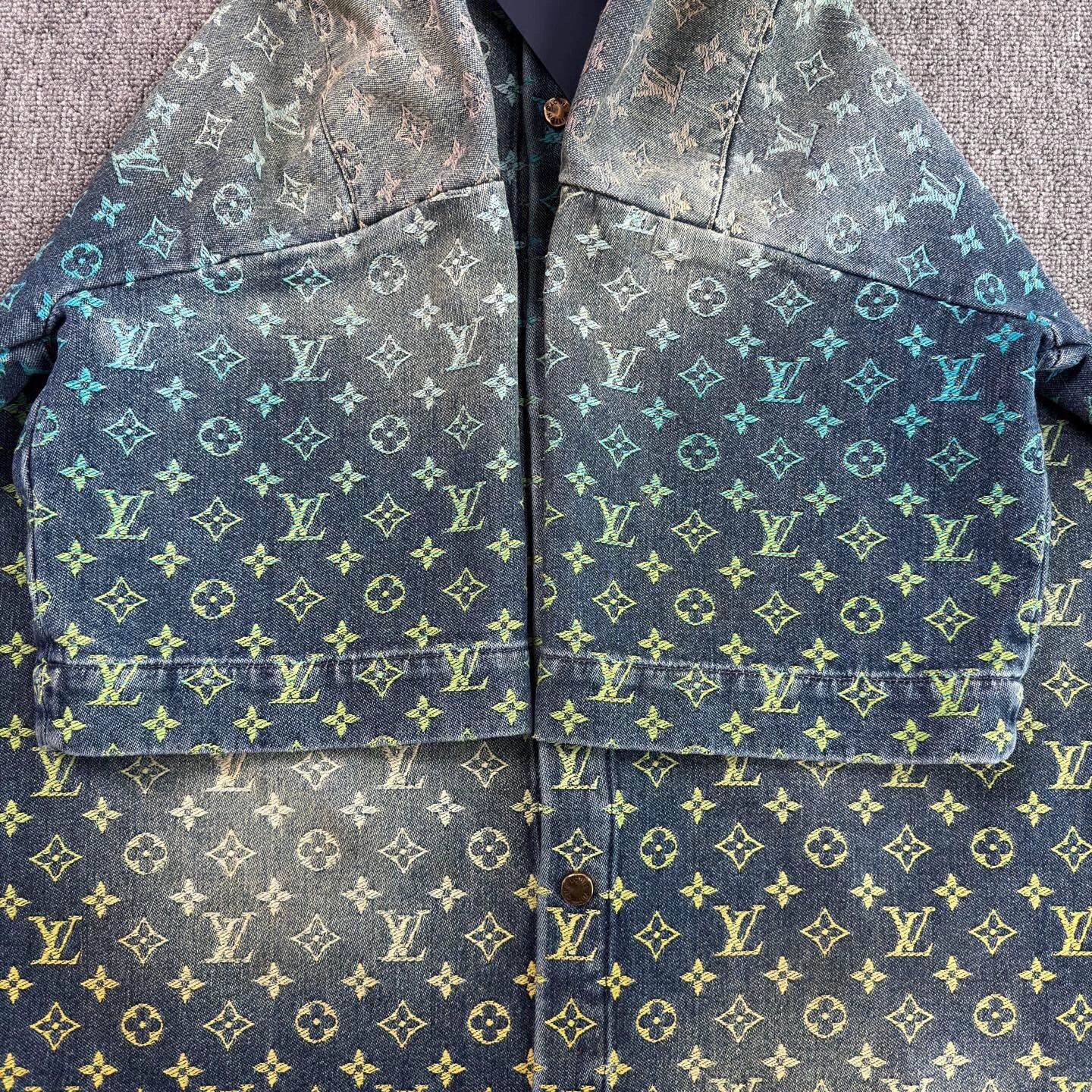 Louis Vuitton LV Ombre All Over Print Denim Short-Sleeve Shirt XL Size US XL / EU 56 / 4 - 6 Thumbnail