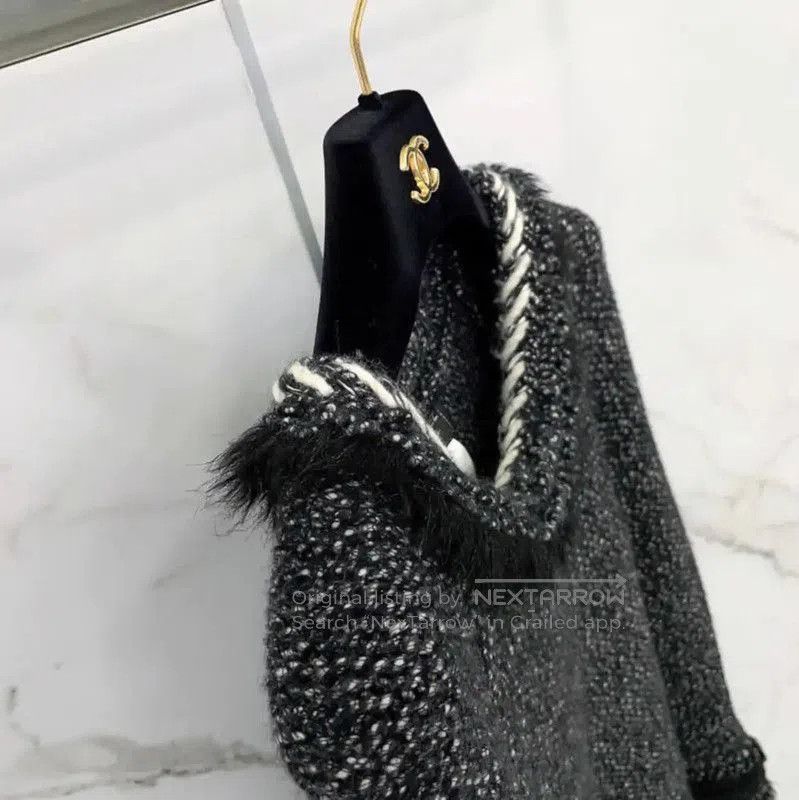 Chanel Chanel Black Long Sleeve Dress with Ruffles . Size S / US 4 / IT 40 - 7 Thumbnail