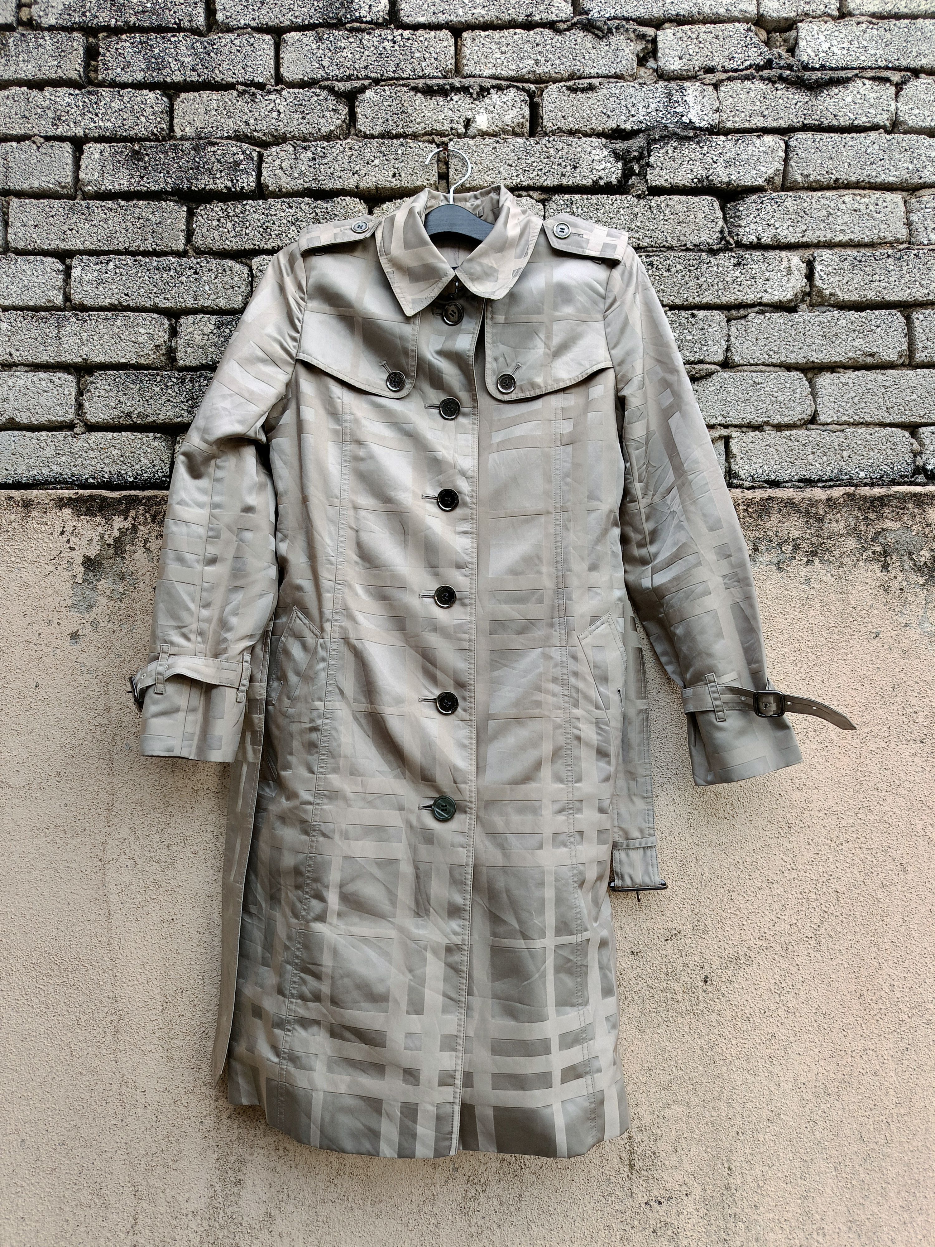 Burberry BURBERRY LONDON LAVENDER CHECK FABRIC HAWKESBURY TRENCH COAT Size US S / EU 44-46 / 1 - 3 Thumbnail
