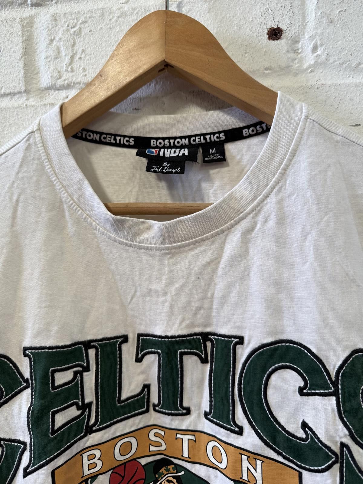 Designer Boston Celtics Vintage Graphic T-Shirt Size US M / EU 48-50 / 2 - 2 Thumbnail