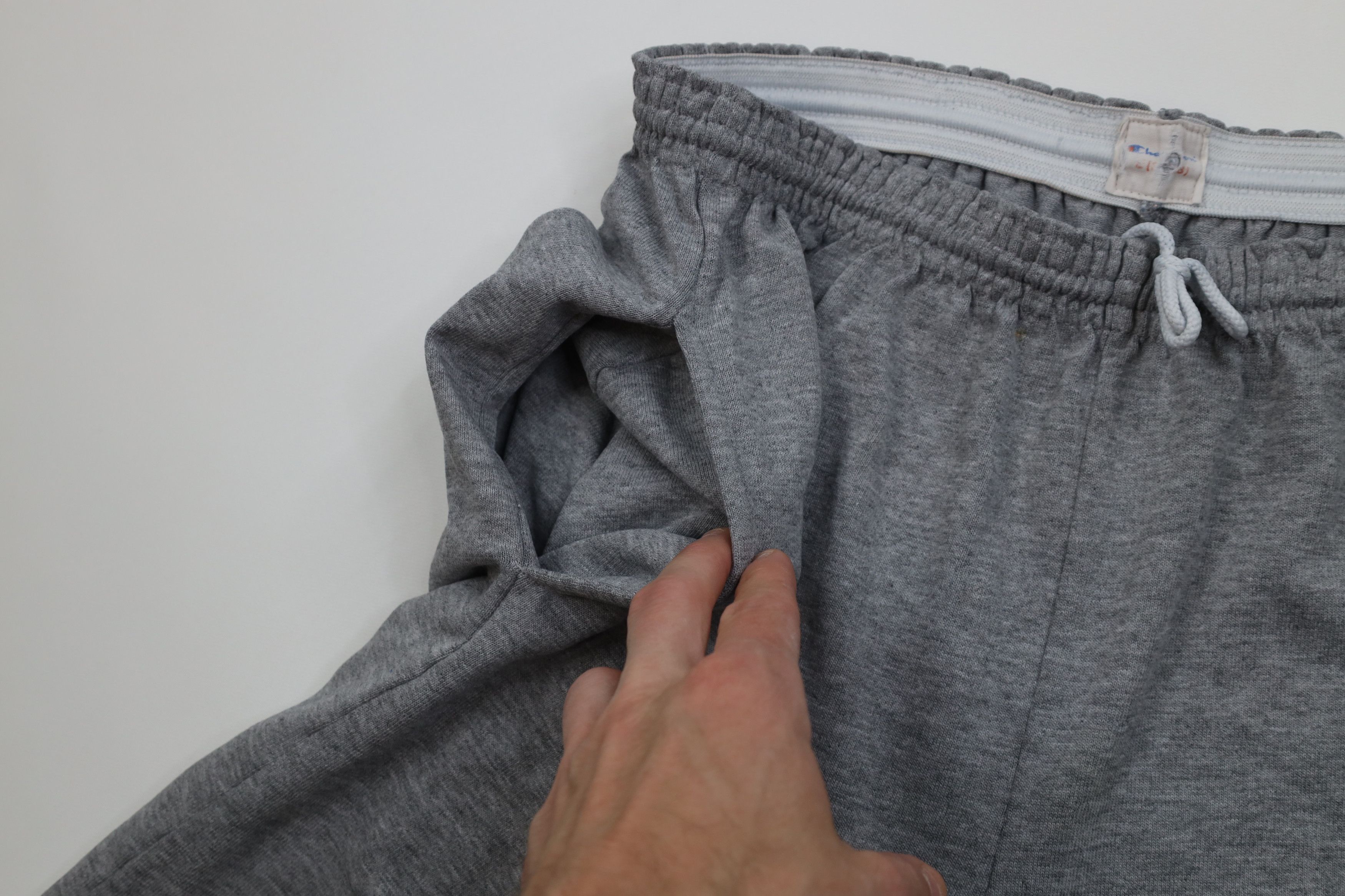 Champion Vintage 90s Champion Above Knee Shorts Heather Gray Size US 34 / EU 50 - 6 Thumbnail