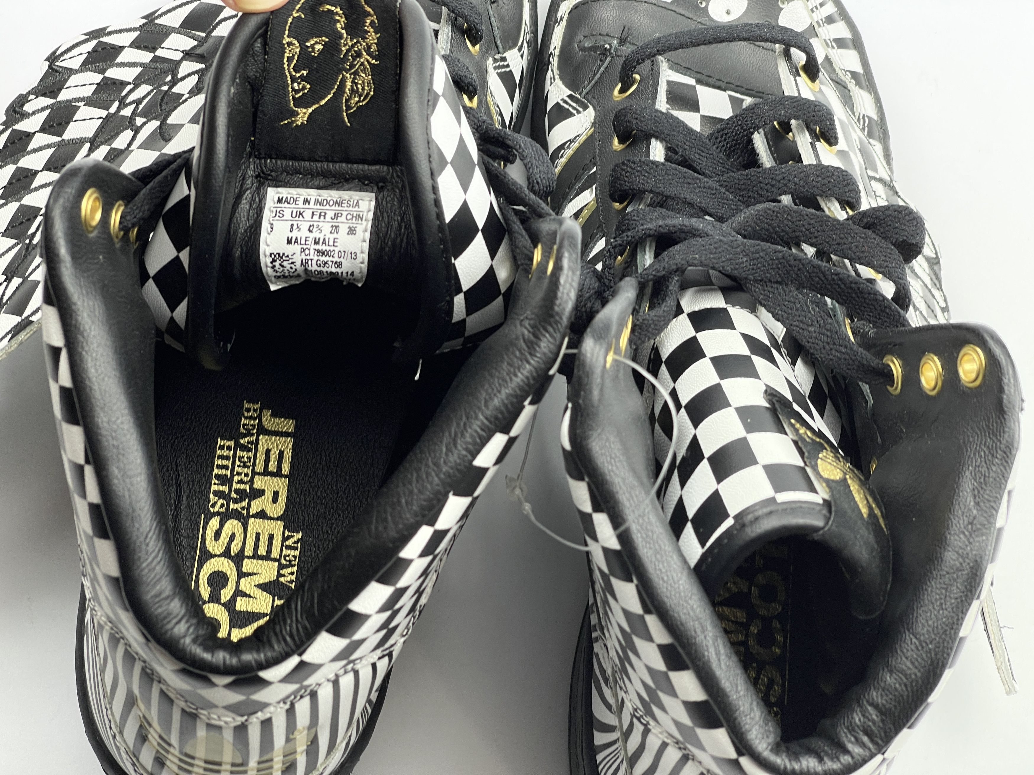 Adidas × Jeremy Scott Adidas Sneakers Jeremy Scott JS Wings Opart Shoes G95768 Size US 9 / EU 42 - 14 Thumbnail