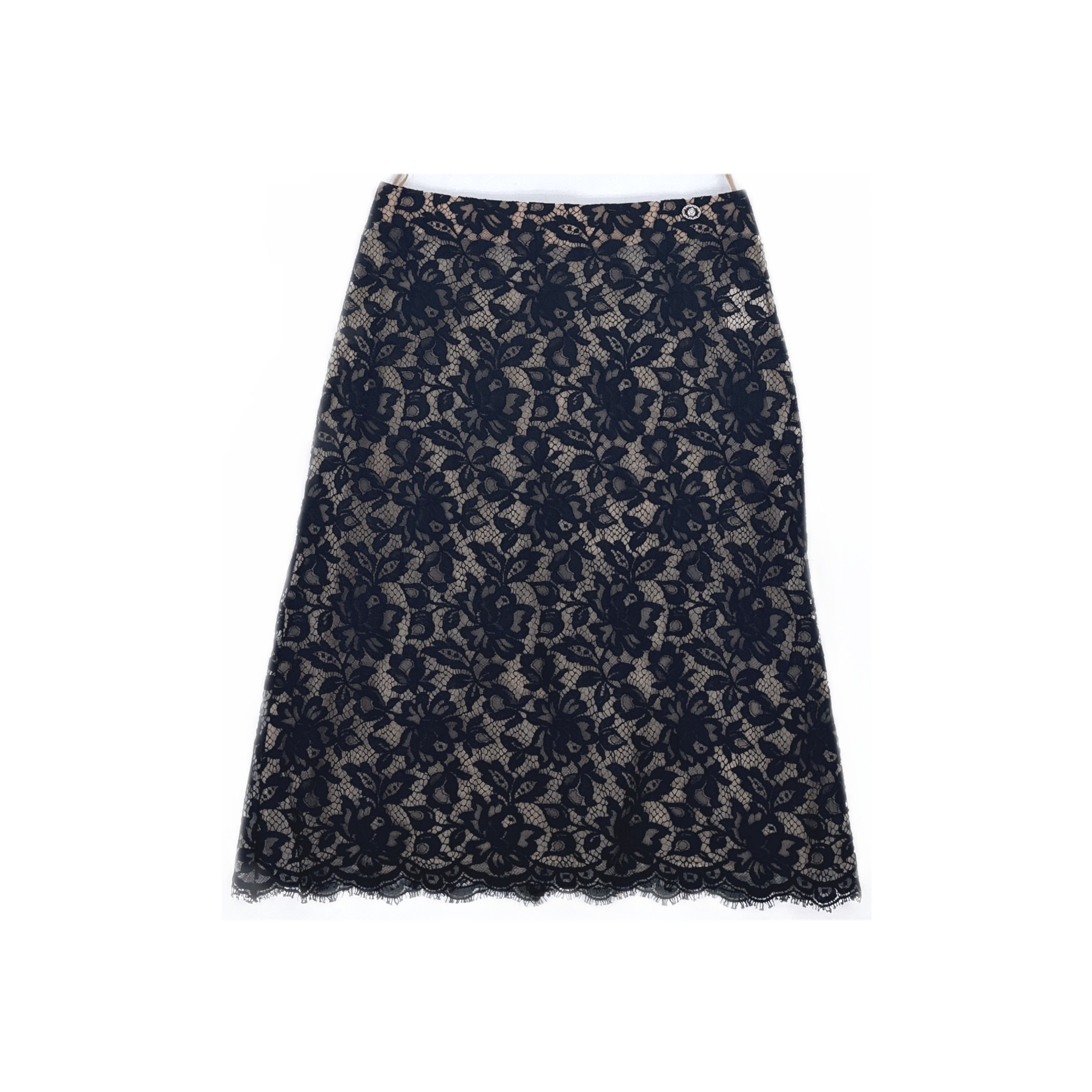 Chanel Chanel Black Lace Midi Skirt Size 36 Size 26" / US 2 / IT 38 - 1 Thumbnail