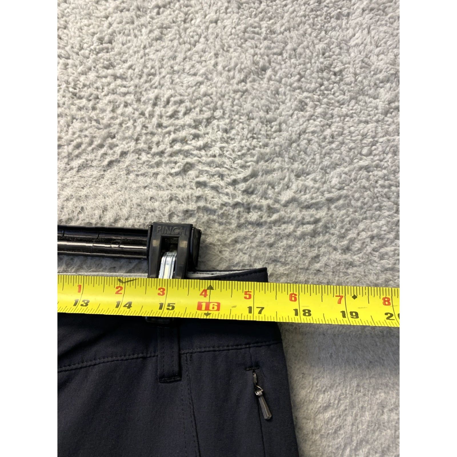Vintage REI Women's Hiking Pants Sl T Black 8 Cargo Flared Water Resistant Windproof Pockets Outdoor/Nature/Outdoors/Travel Casual Size 30" / US 8 / IT 44 - 5 Thumbnail